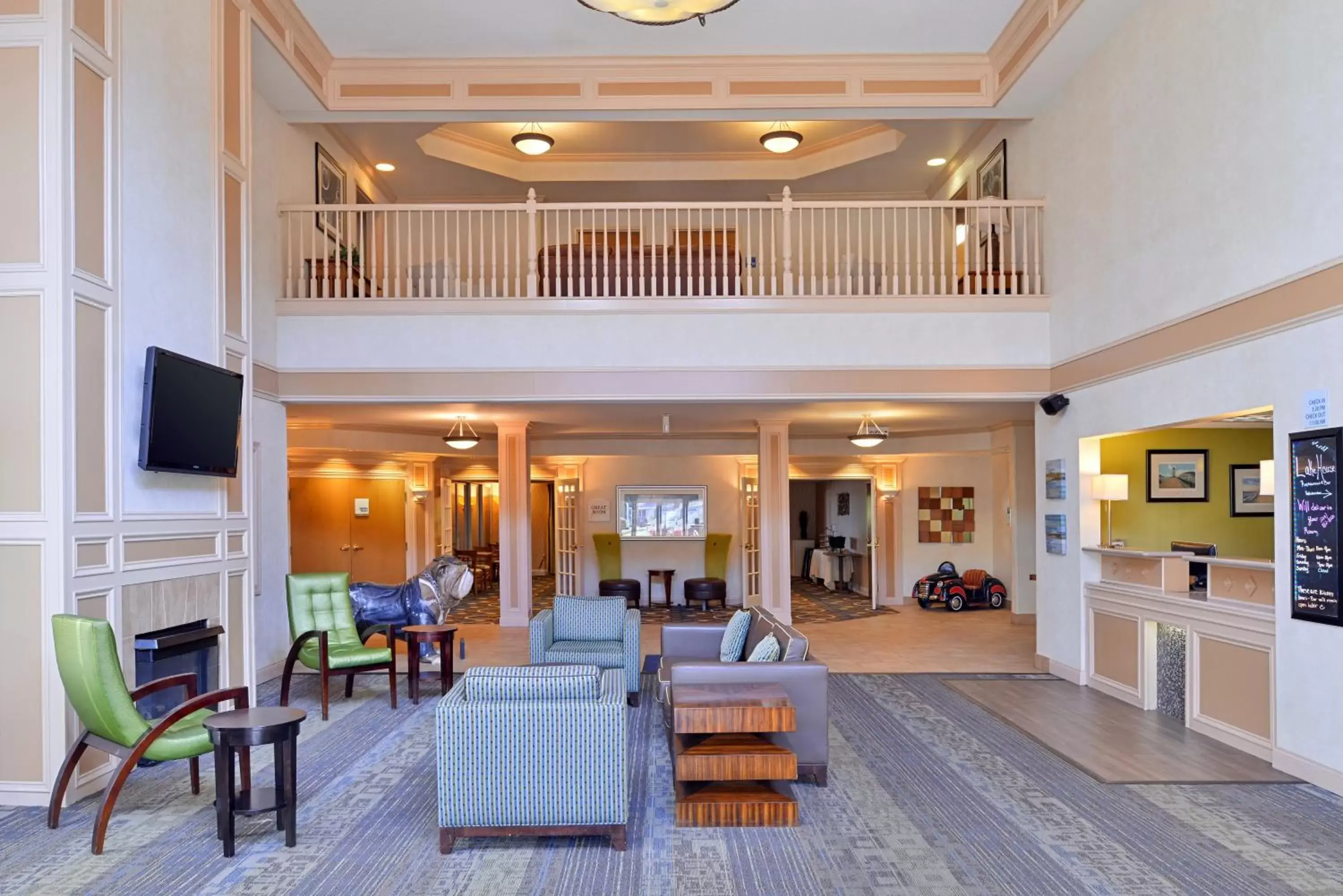 Property building in Holiday Inn Express Hotel & Suites-Saint Joseph by IHG Property building in Holiday Inn Express Hotel & Suites-Saint Joseph by IHG