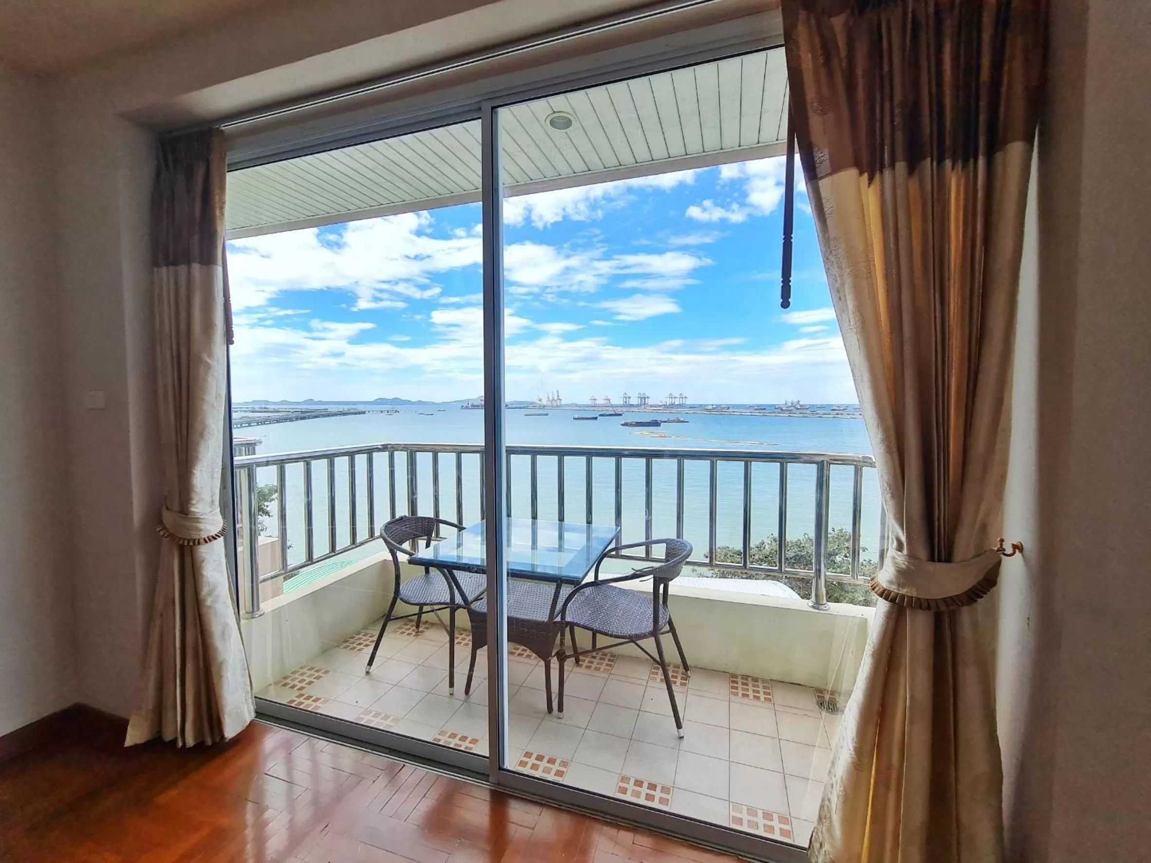 Balcony/Terrace in โรงแรม ชาโตว์วิสต้า