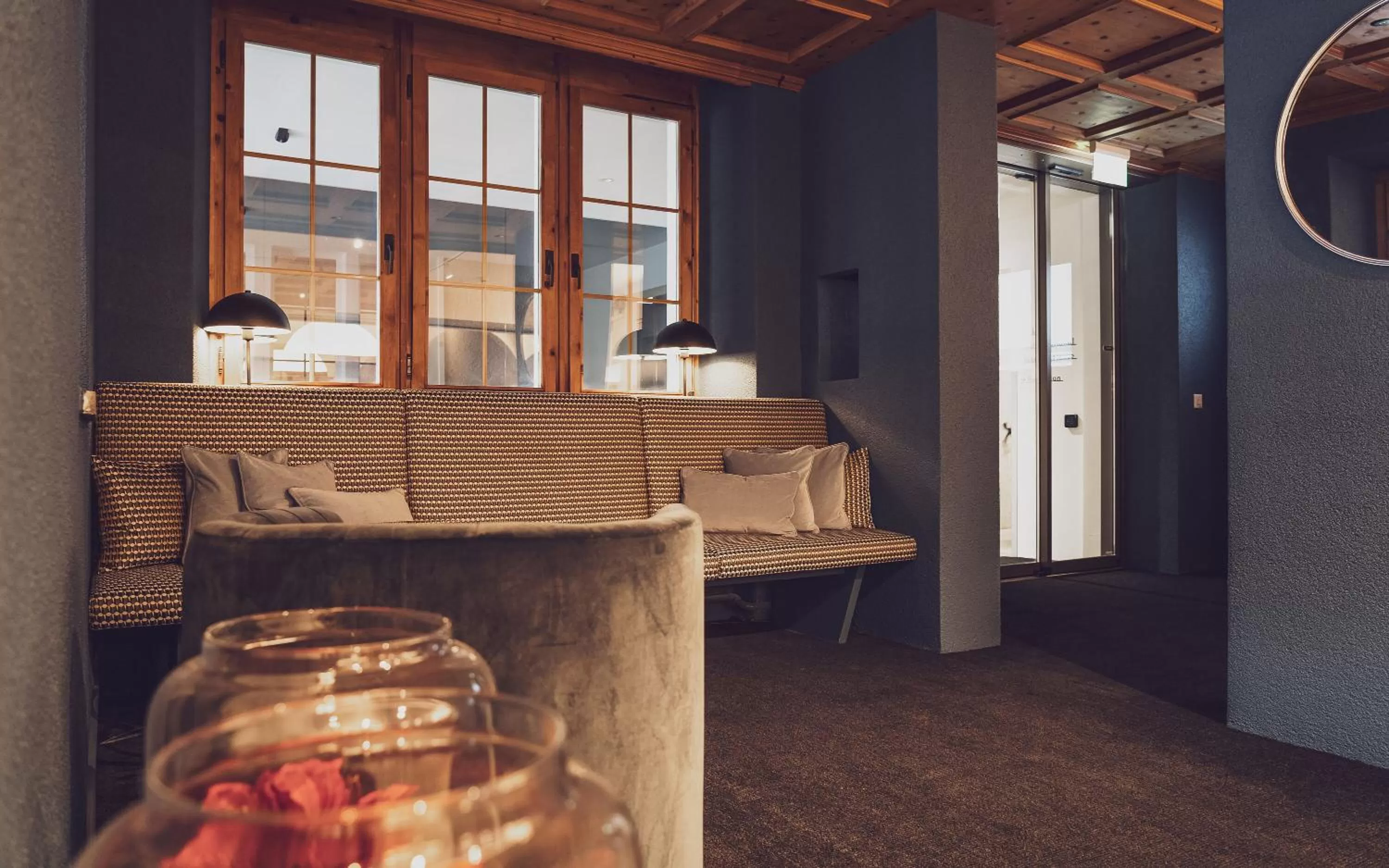 Lobby or reception in Hotel National by Mountain Hotels