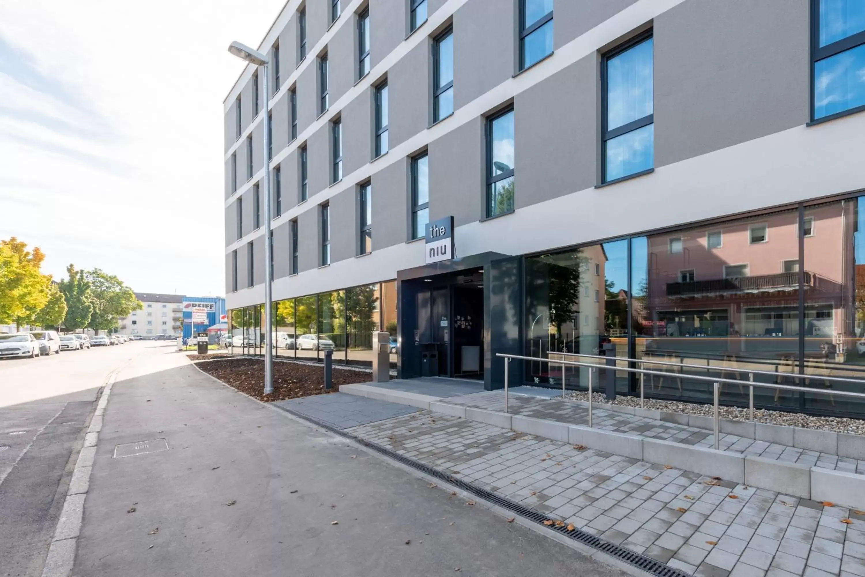 Facade/entrance, Property Building in the niu Timber