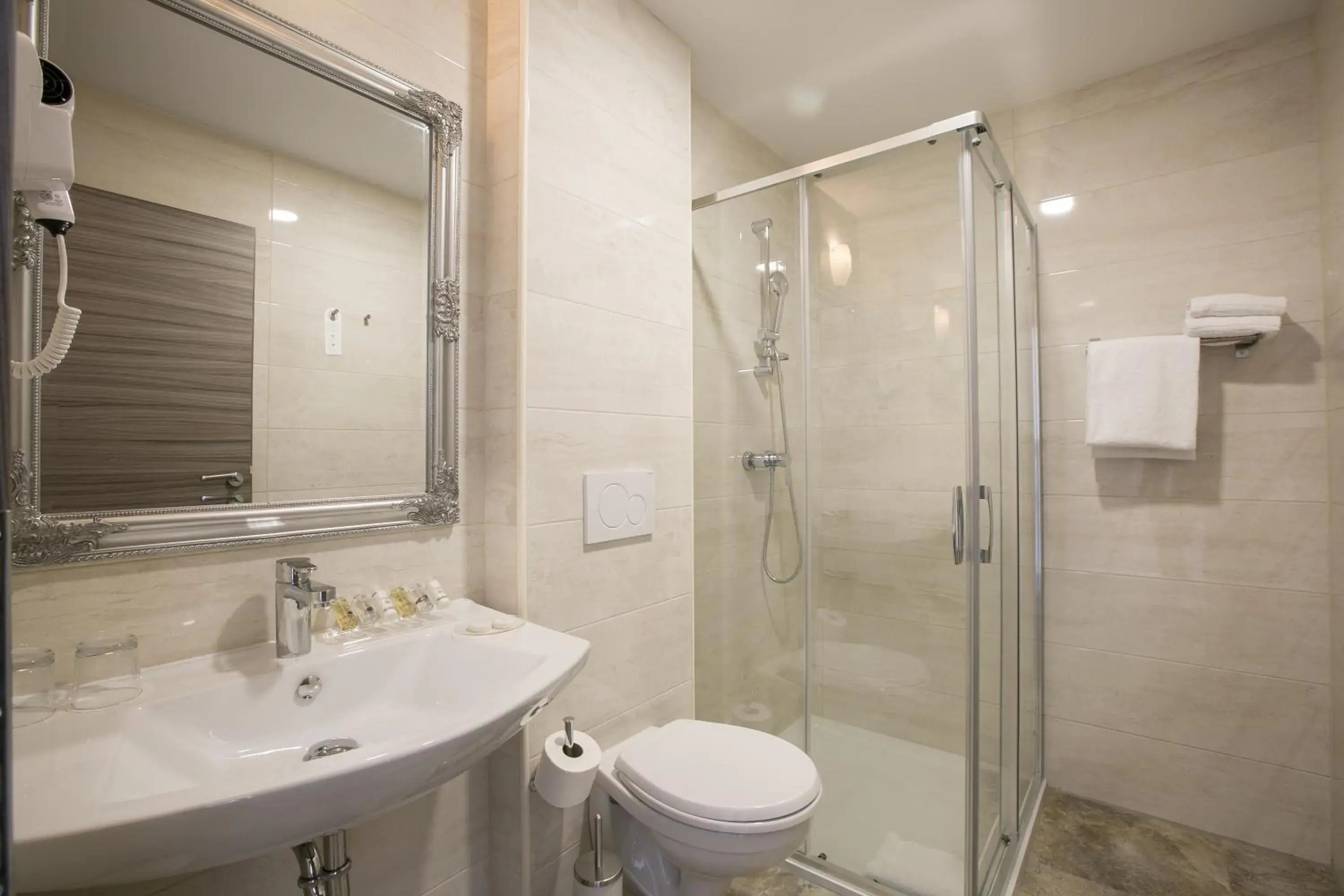 Shower, Bathroom in Barbara Piran Beach Hotel