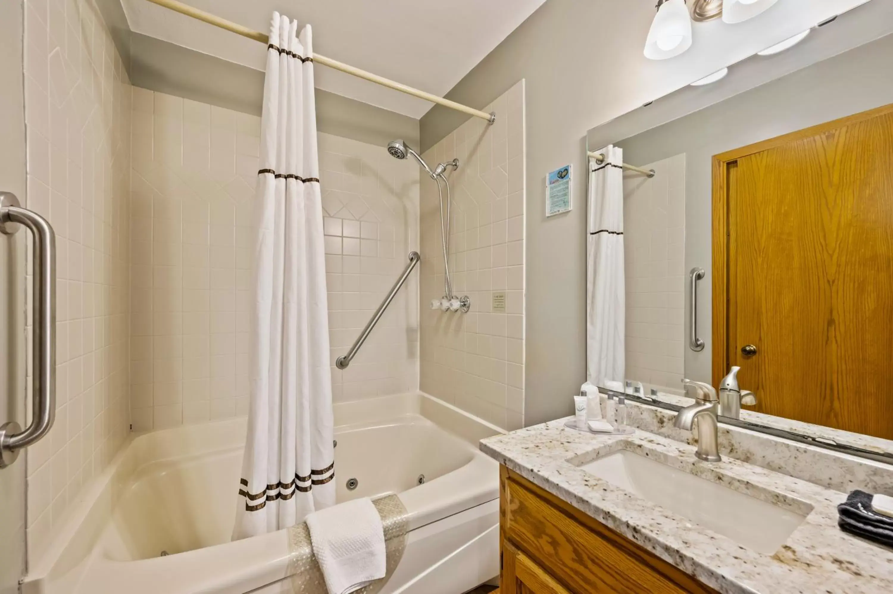 Bathroom in Evergreen Hill Condominiums