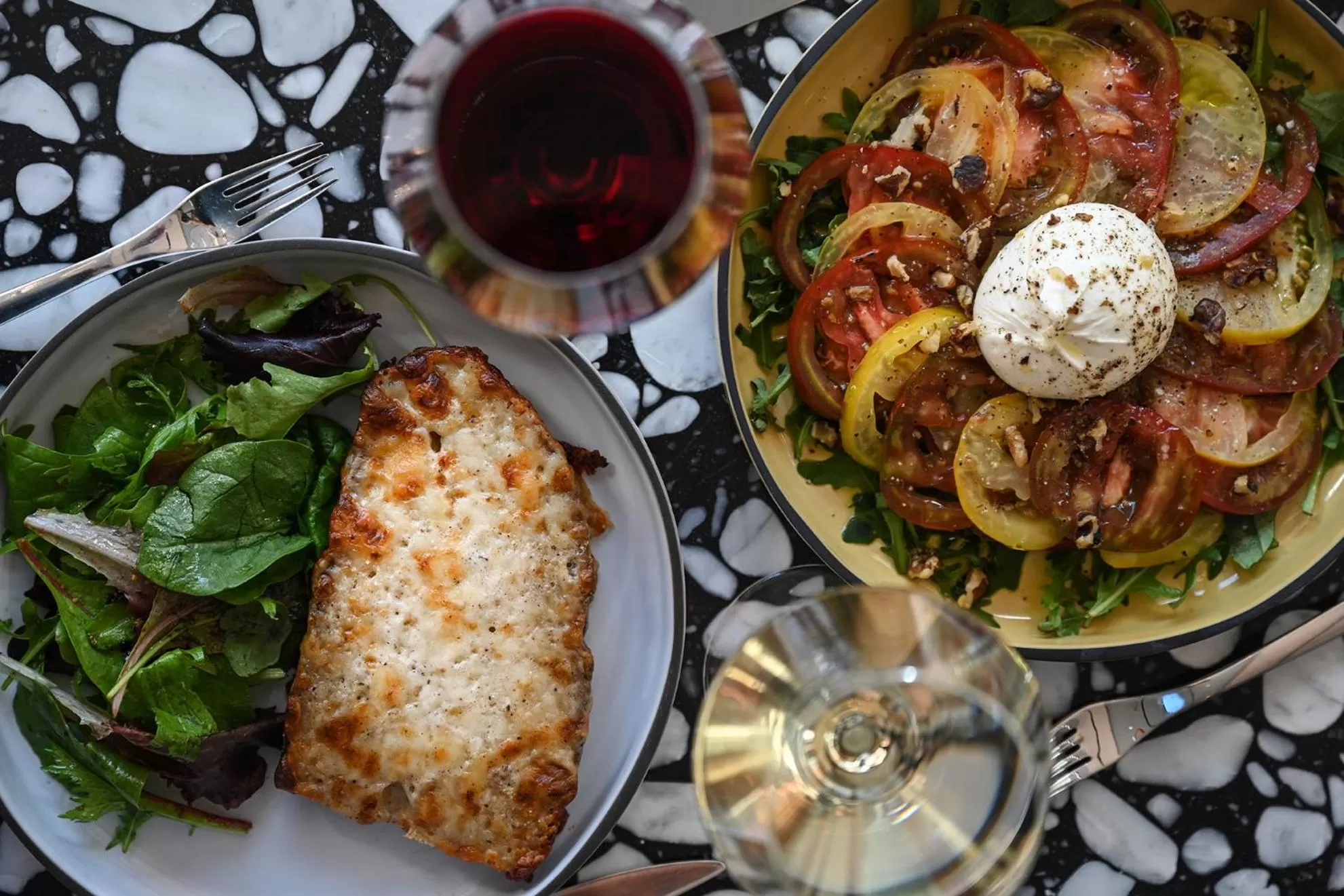 Food and drinks in OKKO Hotels Paris Porte De Versailles