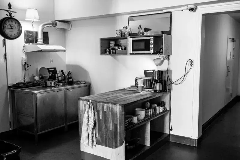 Kitchen or kitchenette, Kitchen/Kitchenette in Reimersholme Hostel