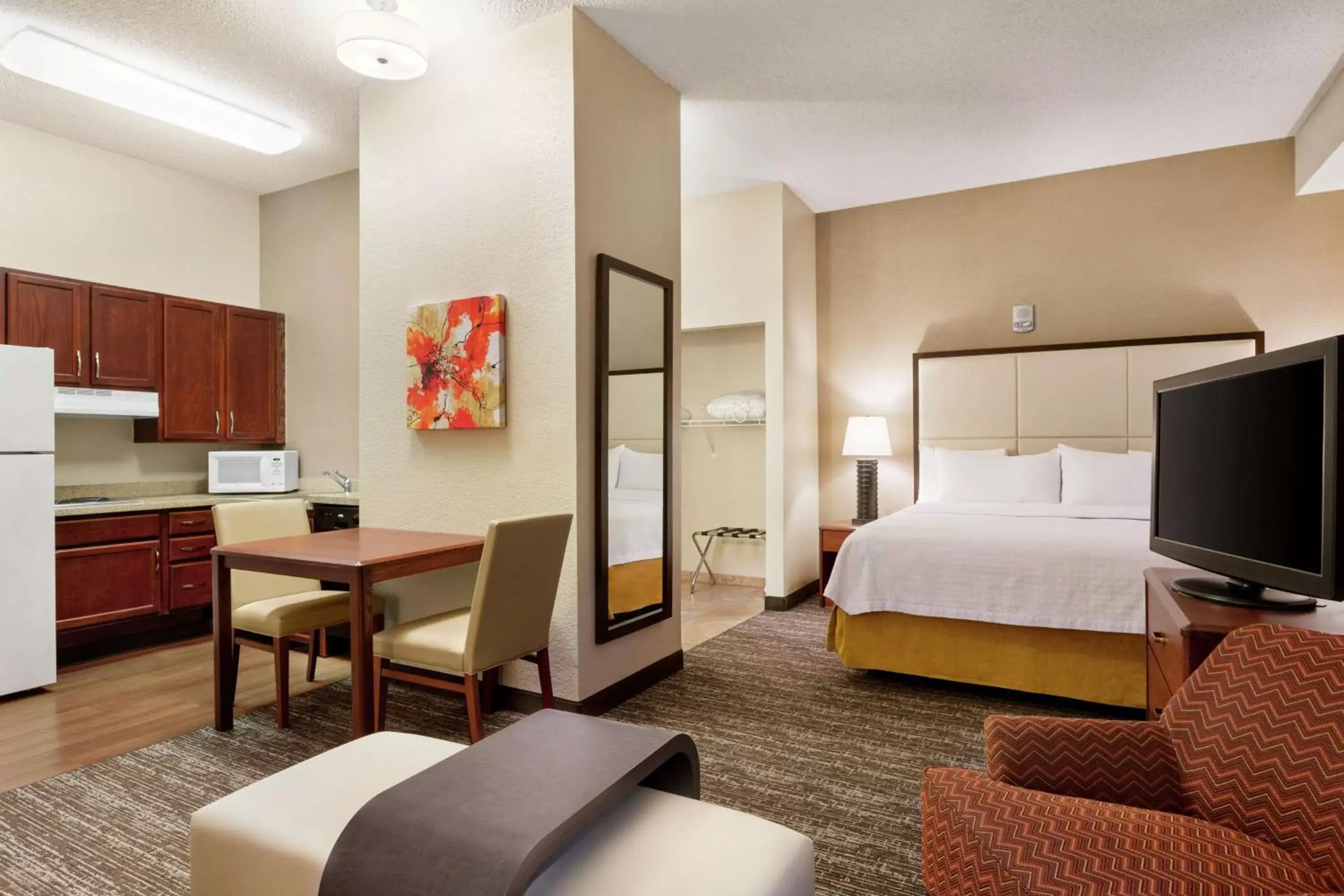 Bedroom in Homewood Suites by Hilton Dallas-DFW Airport N-Grapevine