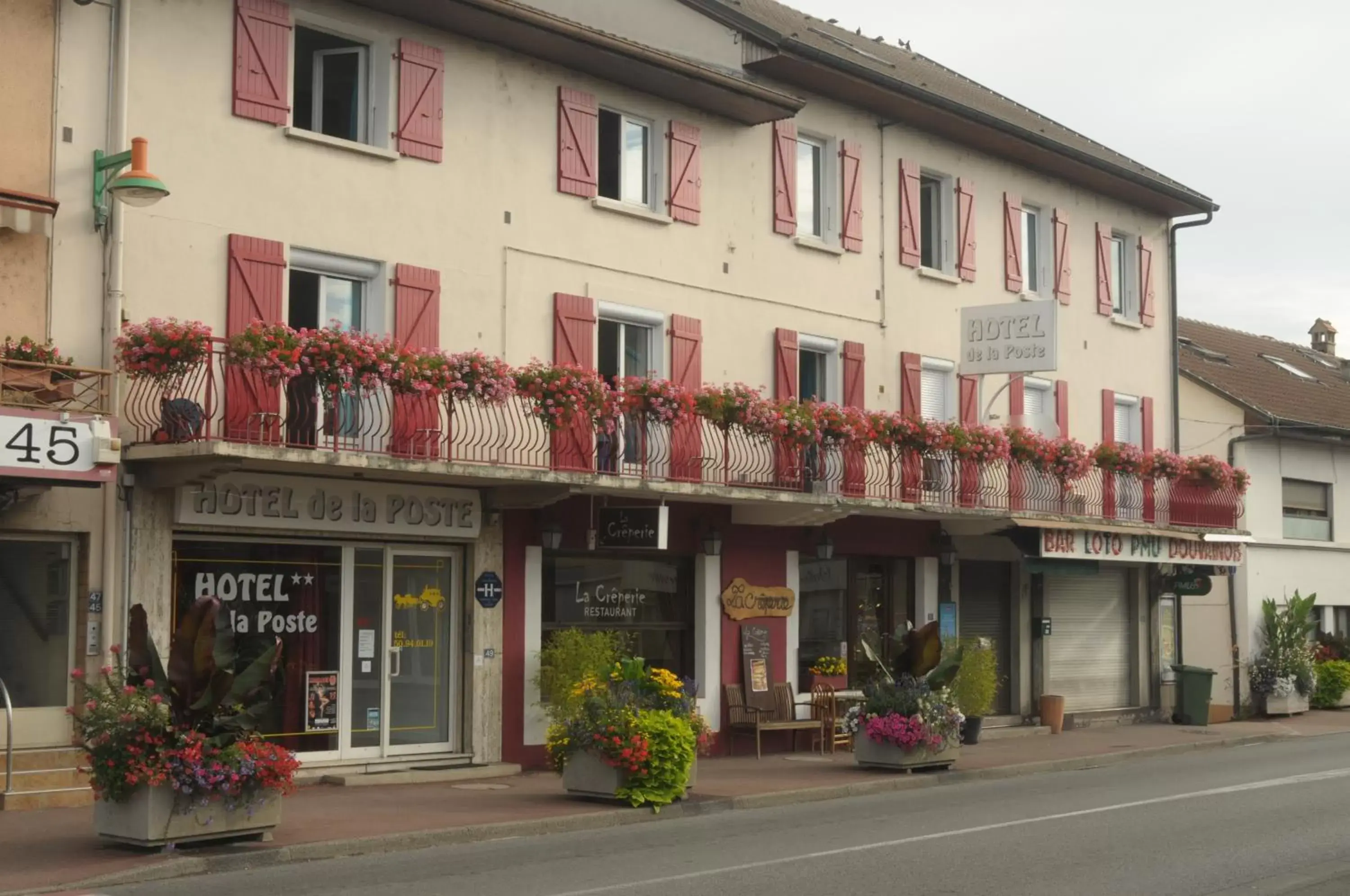 Property Building in Hôtel de La Poste