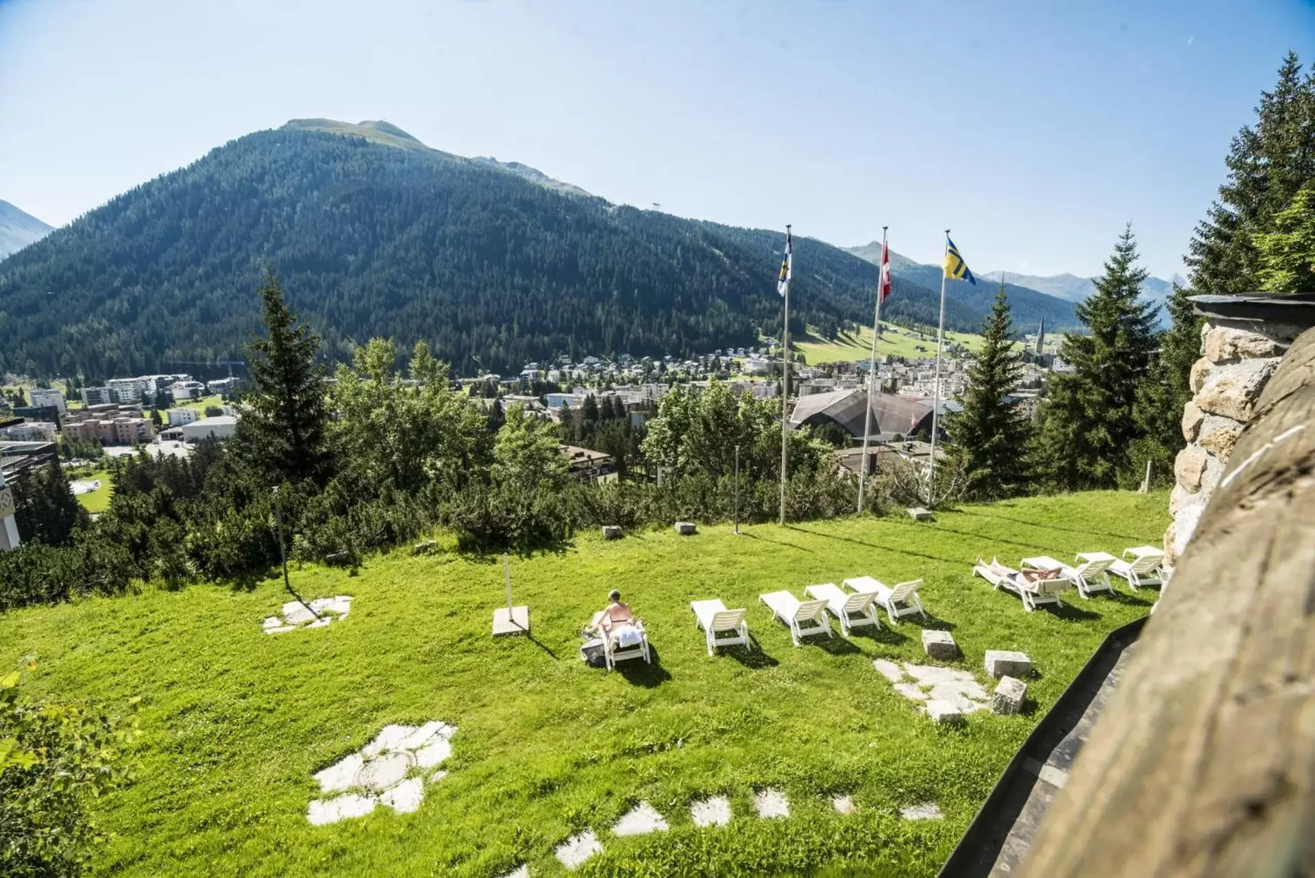 Garden in Waldhotel & SPA Davos - for body & soul