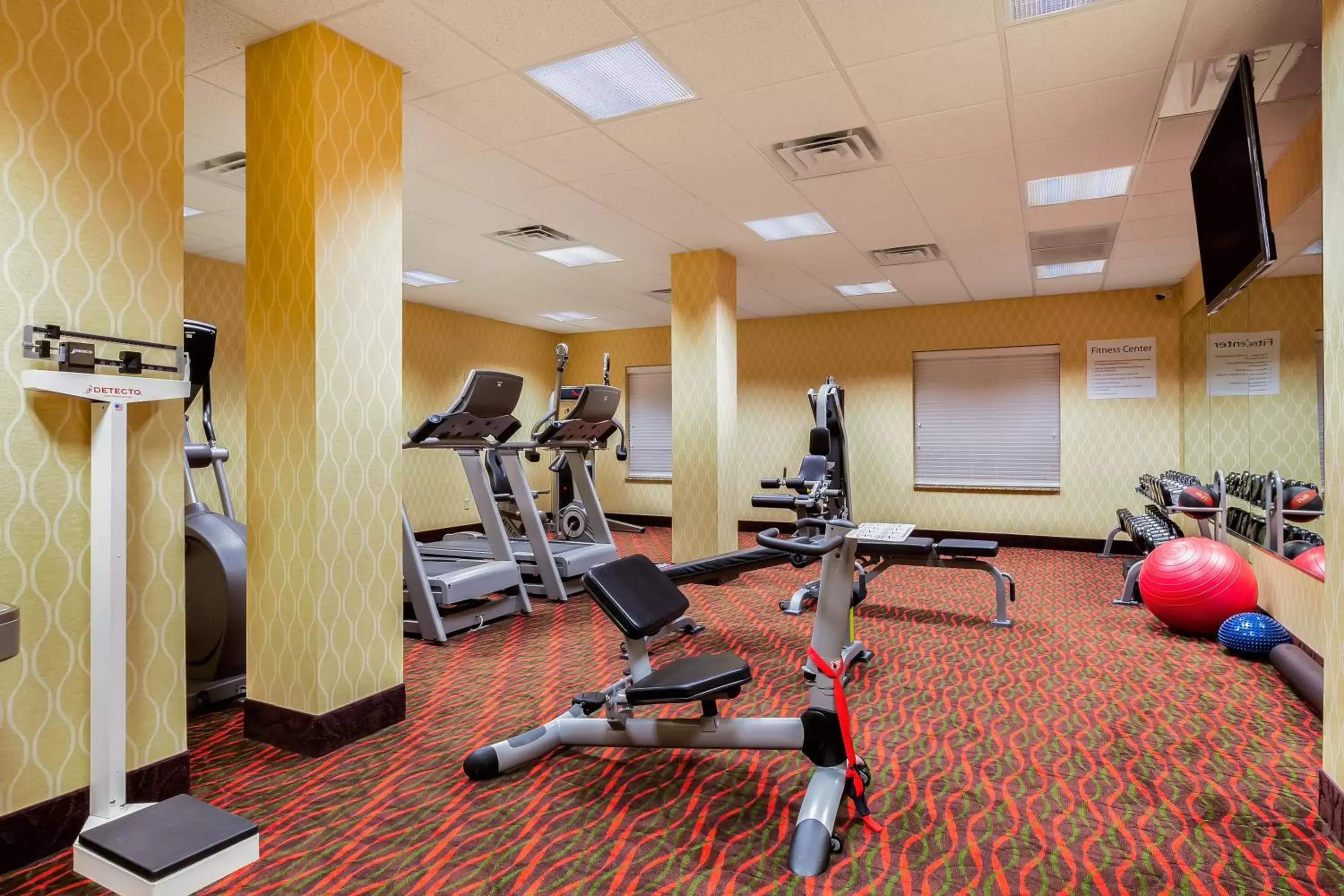 Spa and wellness centre/facilities, Fitness Center/Facilities in Holiday Inn Express and Suites Missoula, an IHG Hotel