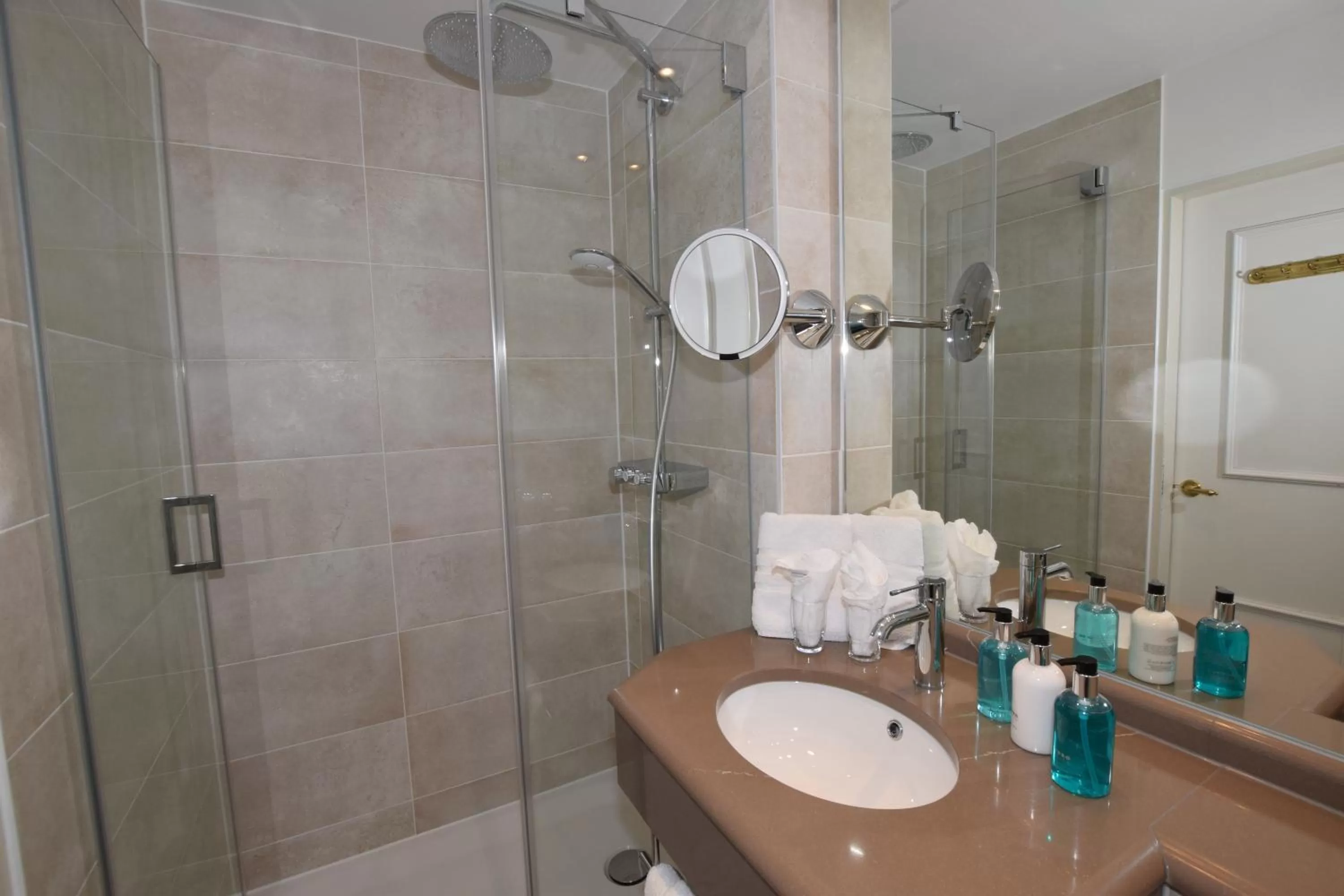 Bathroom in Hotel Wiking Sylt