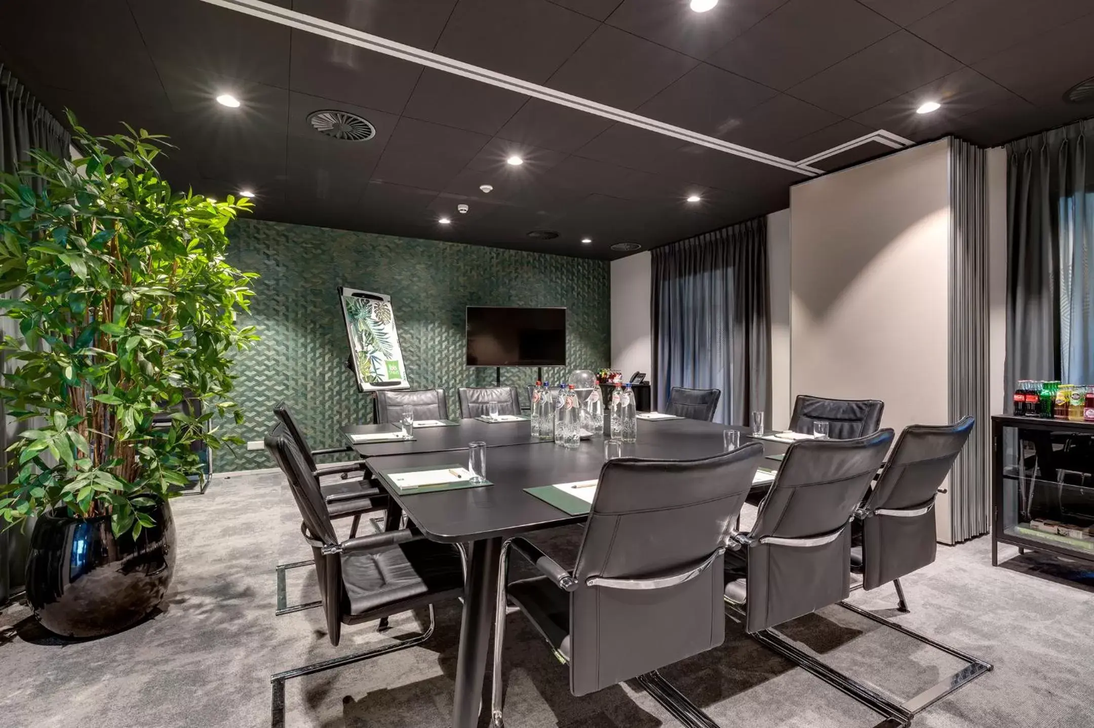Business facilities in ibis Styles Amsterdam Airport