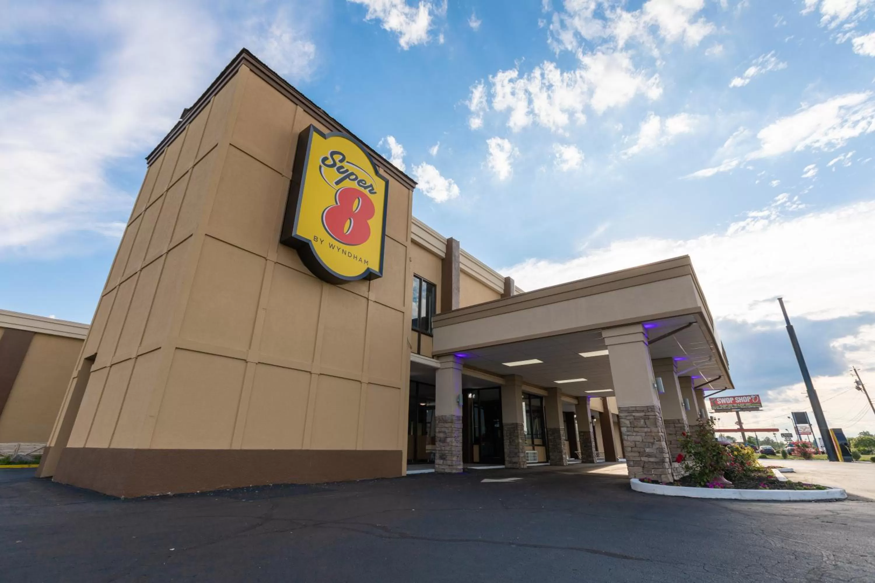 Property building in Super 8 by Wyndham Goldsboro