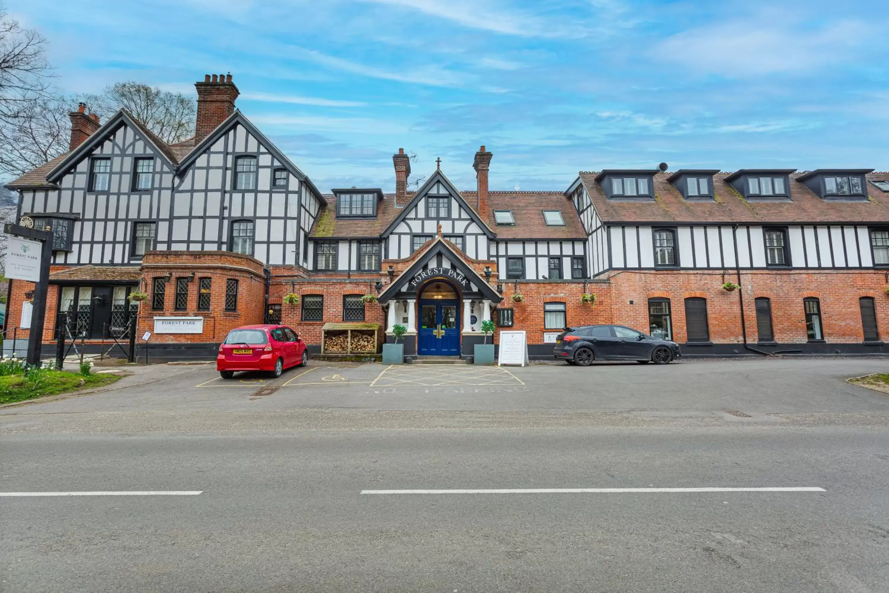 Property Building in Forest Park Country Hotel & Inn, Brockenhurst, New Forest, Hampshire