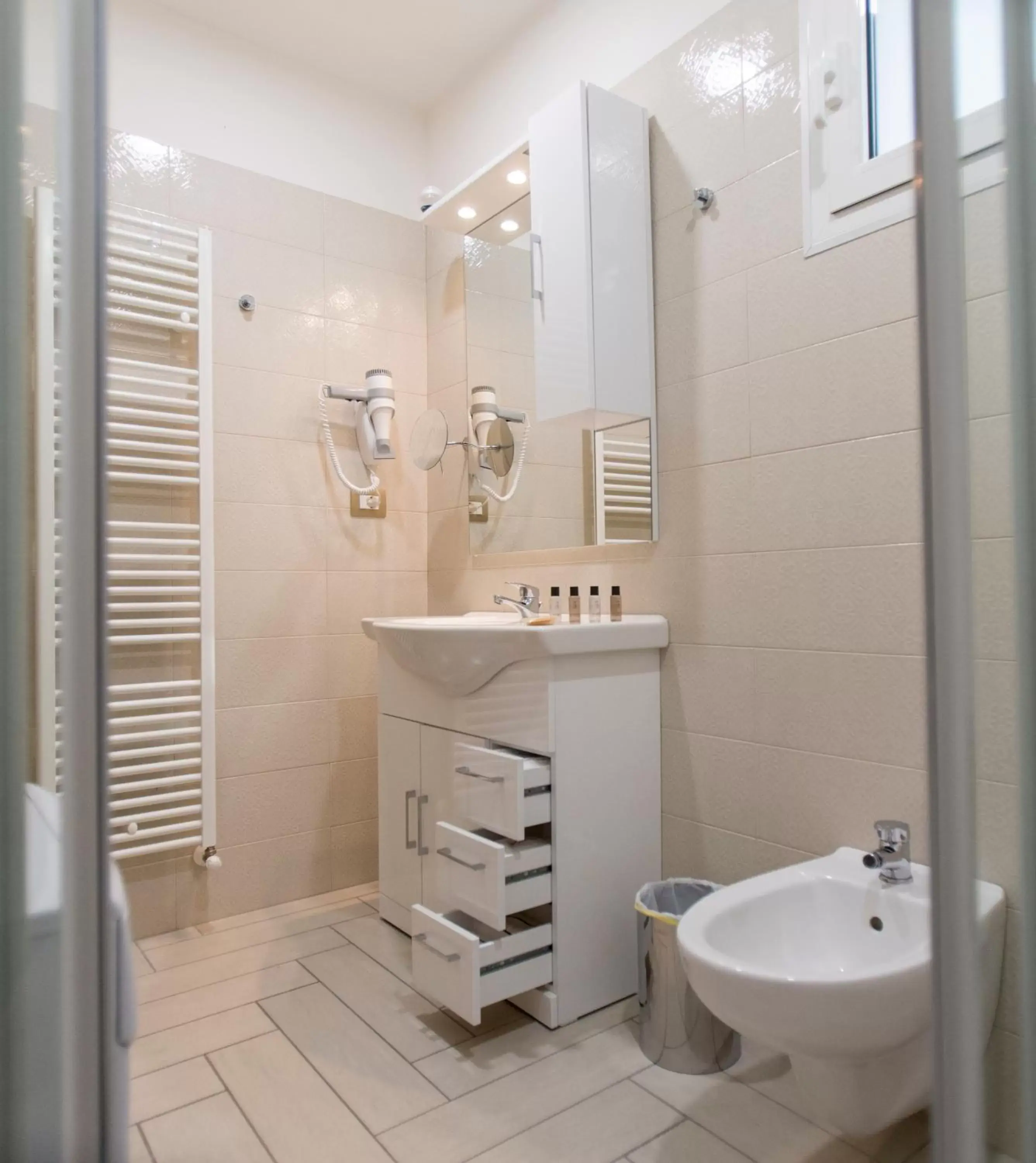 Bathroom in Nero D'Avorio Aparthotel & SPA