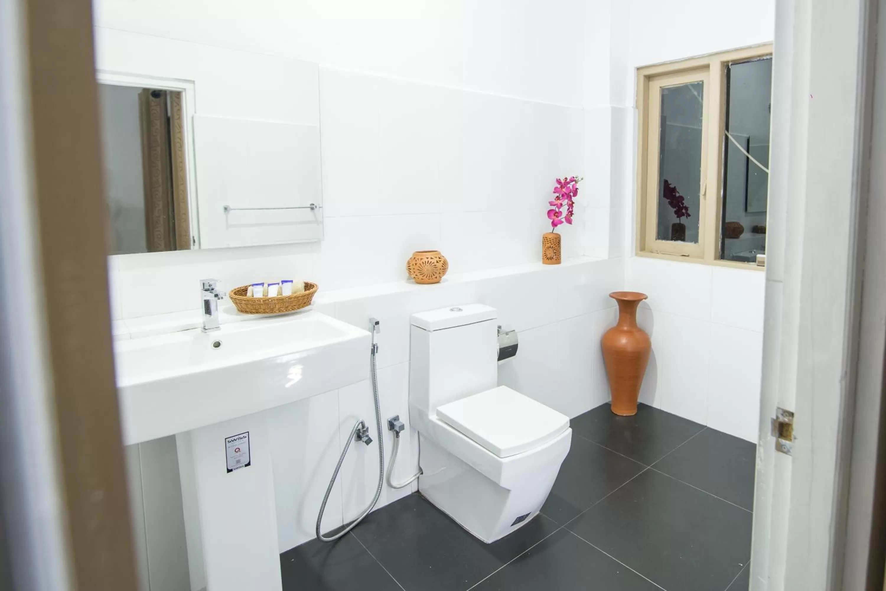 Bathroom in Old Frankland Kandy Luxury Boutique Hotel