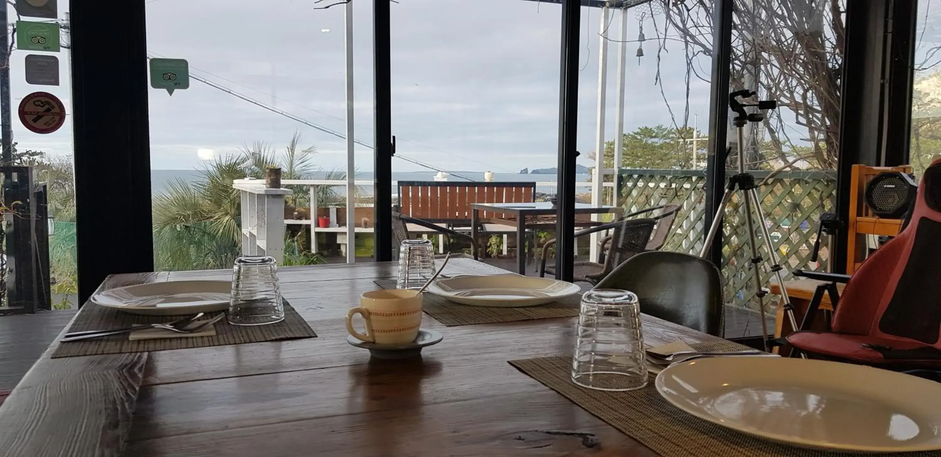 Restaurant/places to eat in JEJU Doldam B&B