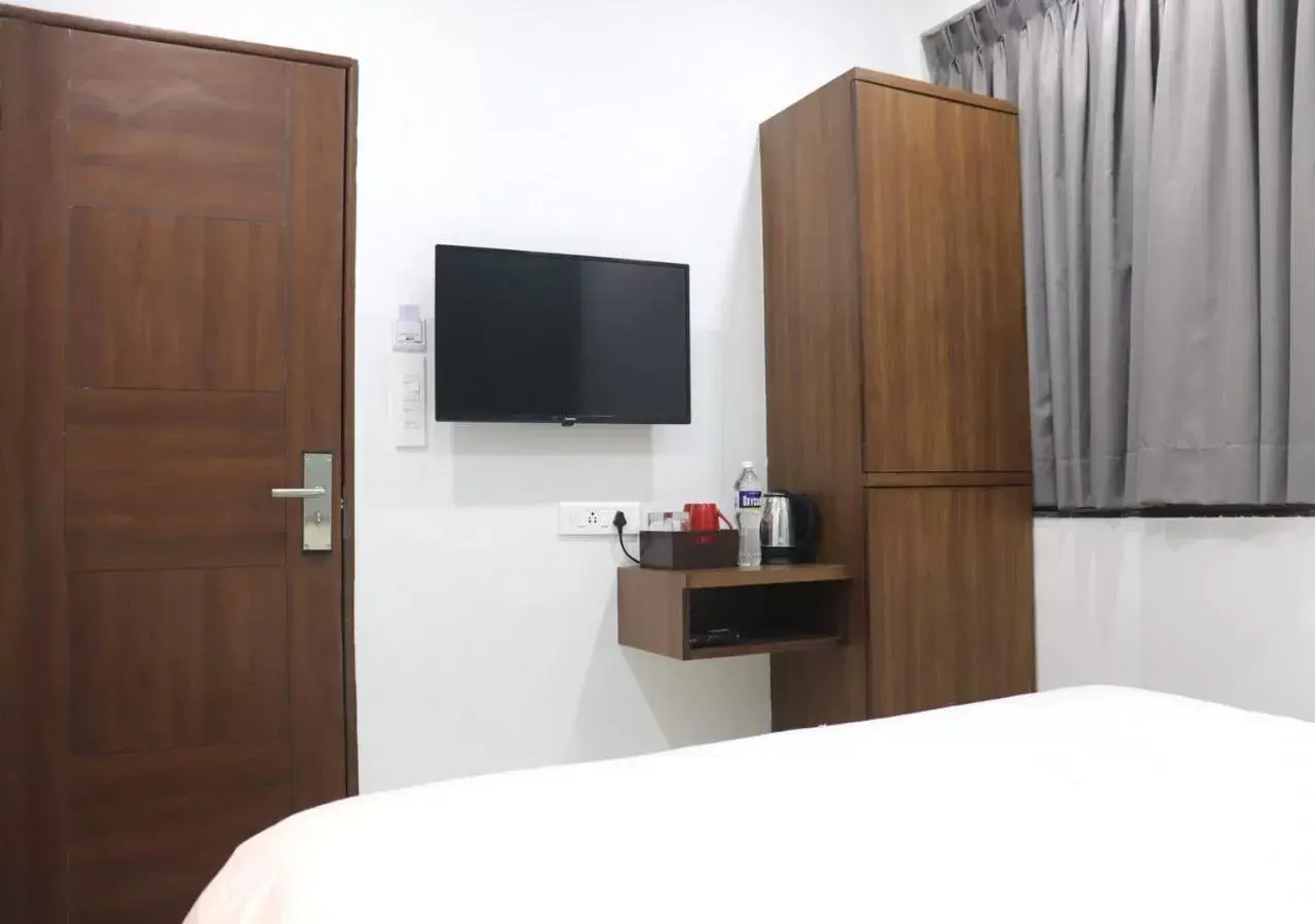 Bedroom in Sharman Suites Bedroom in Sharman Suites