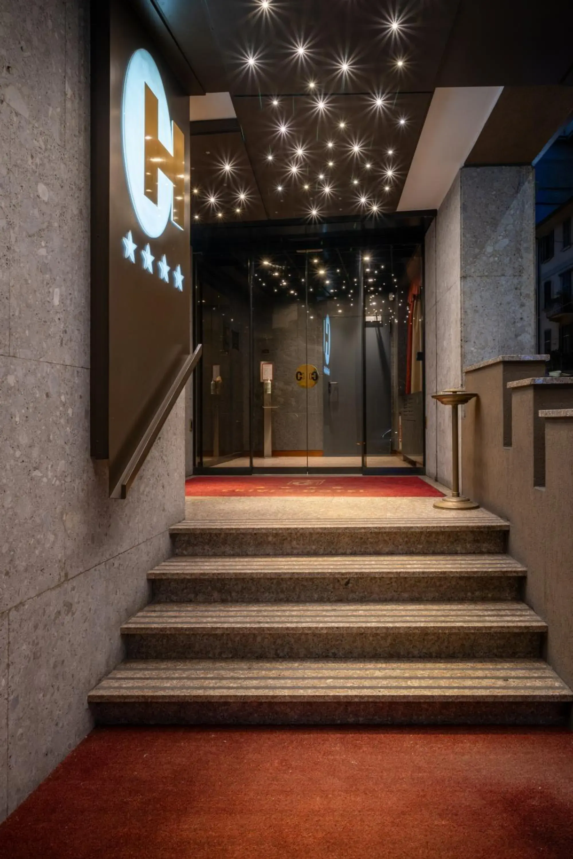 Facade/entrance in Hotel Crivi's