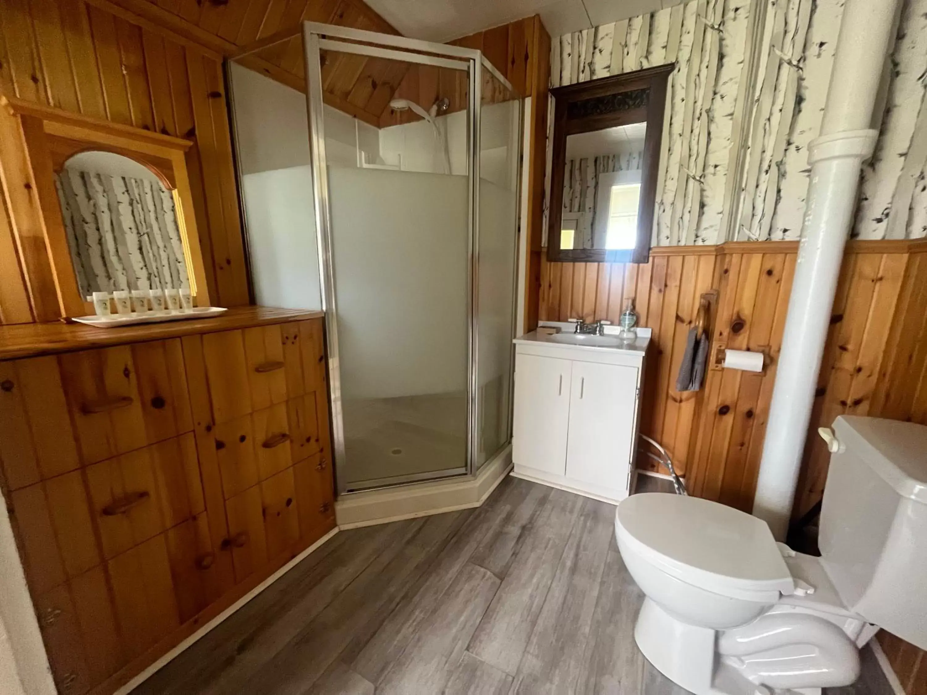 Bathroom in Alma Shore Lane Suites & Cottages
