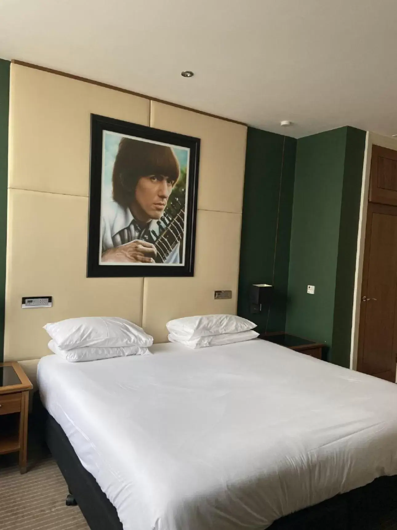 Bedroom, Bed in Hard Days Night Hotel