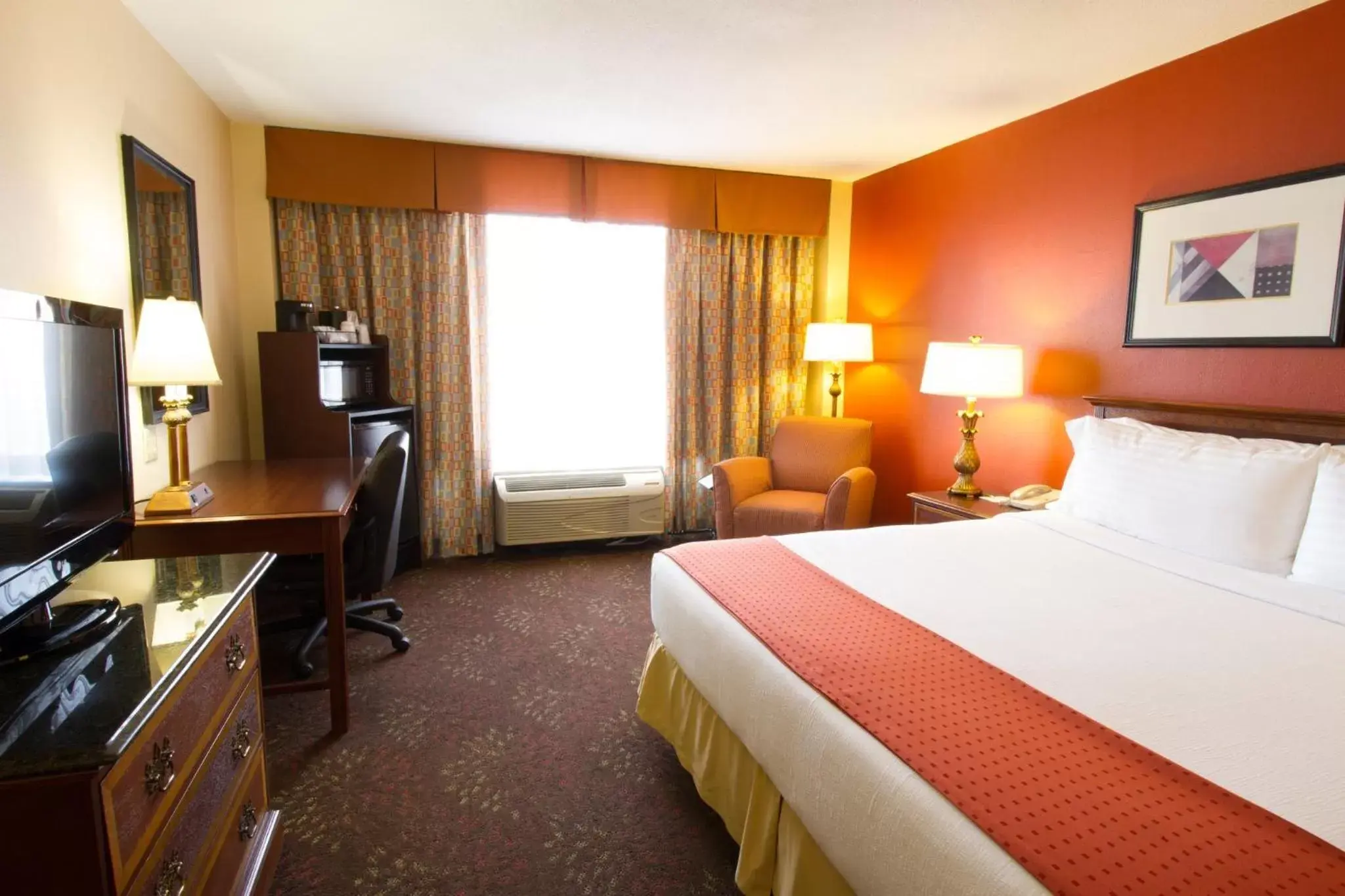 Photo of the whole room in Holiday Inn O'Hare Area, an IHG Hotel