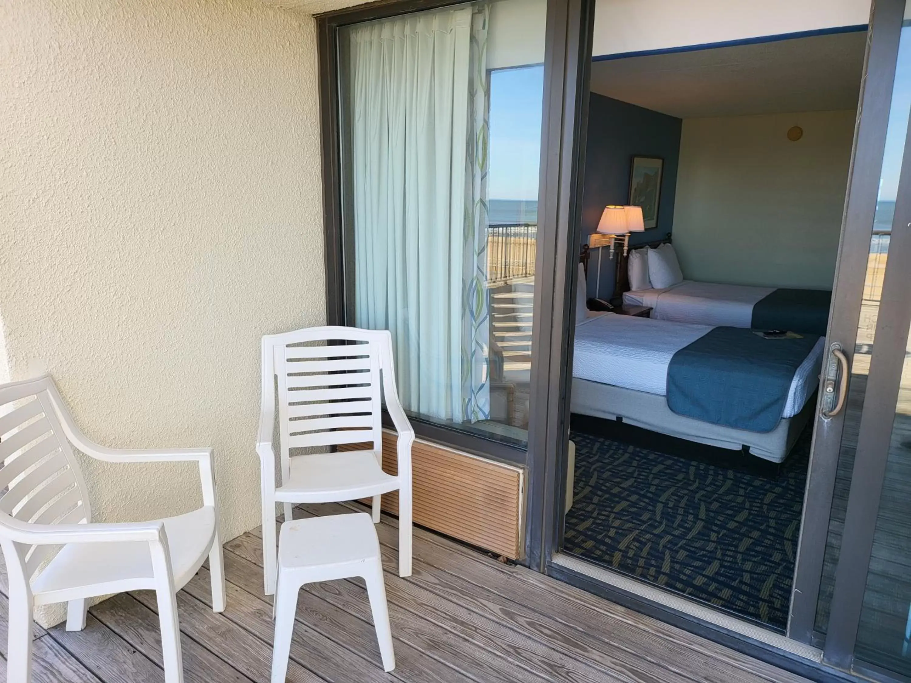 Seating area in Capes Hotel