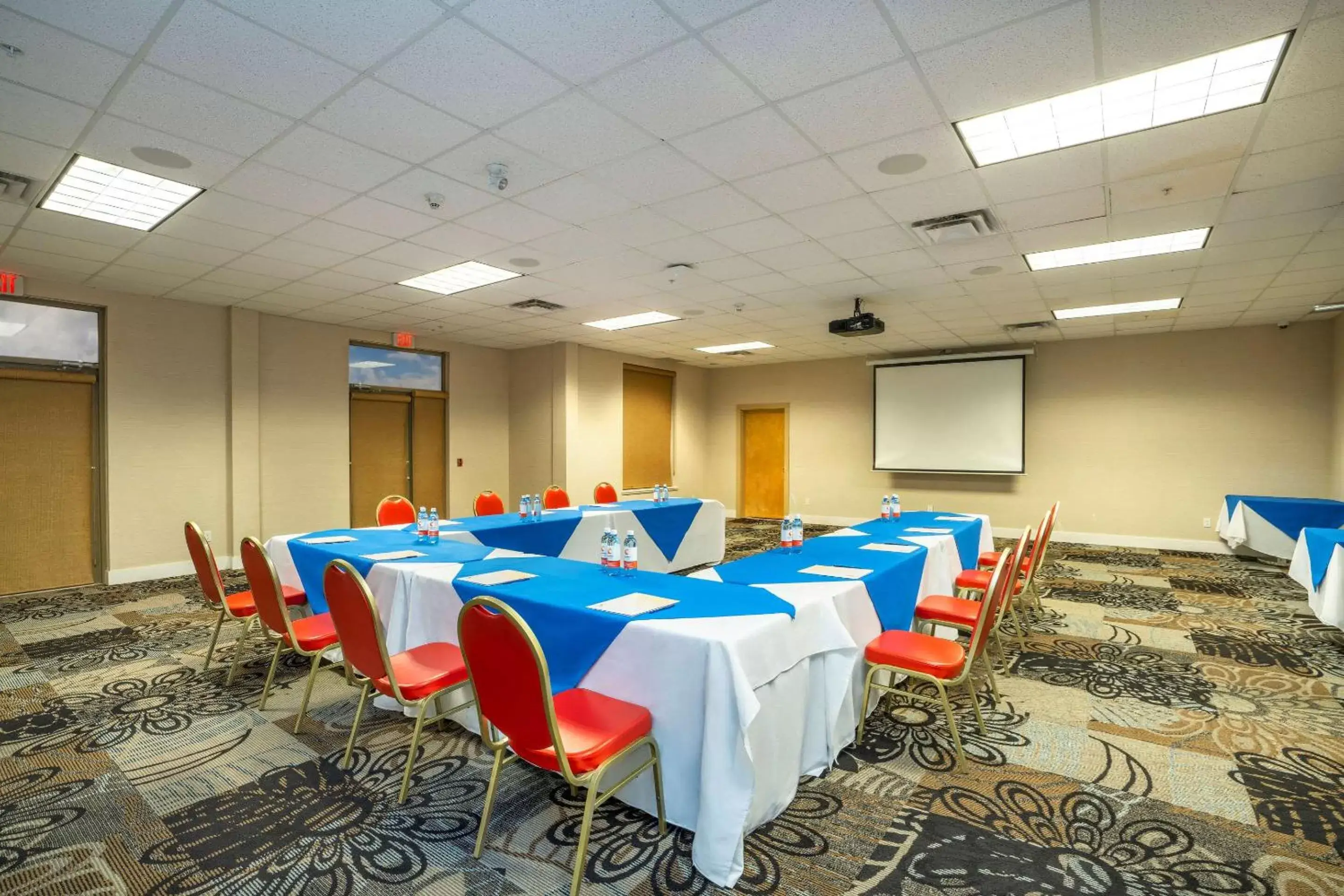 Meeting/conference room in Comfort Inn & Suites Surrey