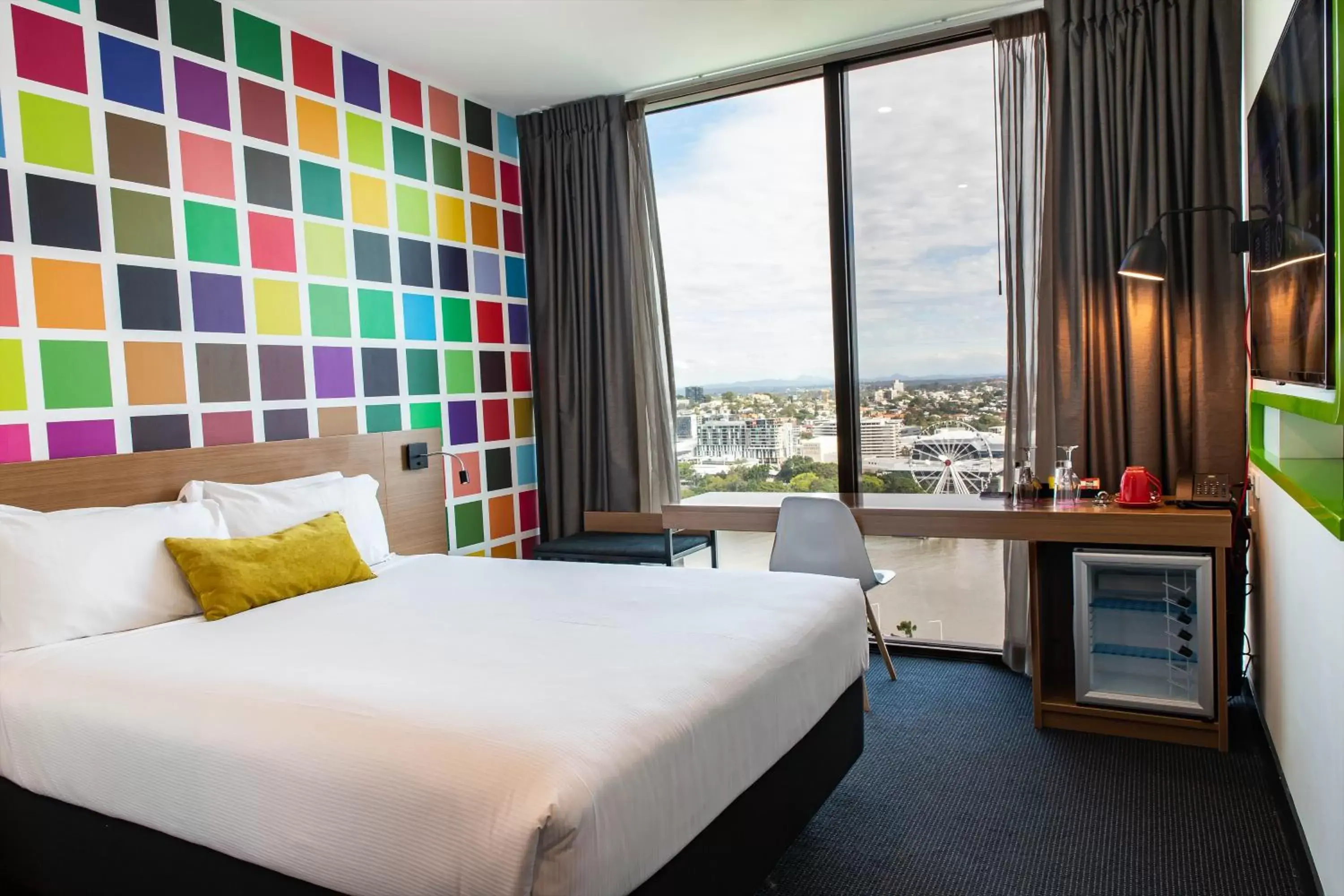 Bed in ibis Styles Brisbane Elizabeth Street