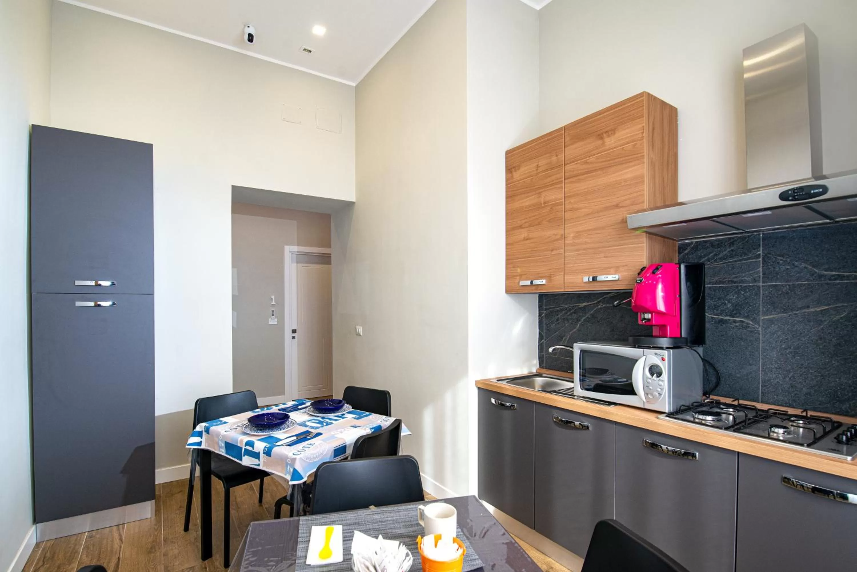 Coffee/tea facilities, Kitchen/Kitchenette in VIVI A NAPOLI