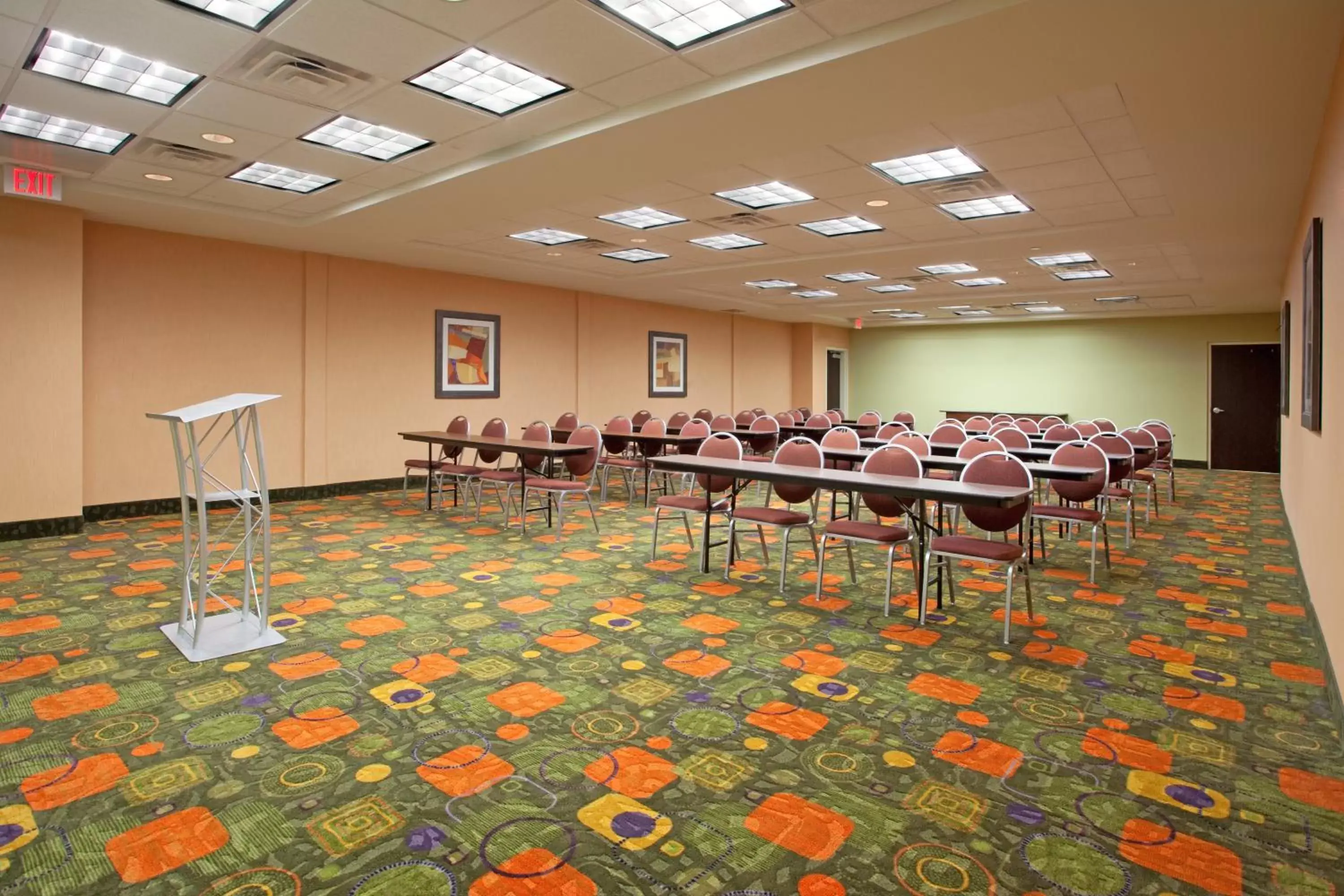 Meeting/conference room in Holiday Inn Express Hotel & Suites Clemson - University Area, an IHG Hotel