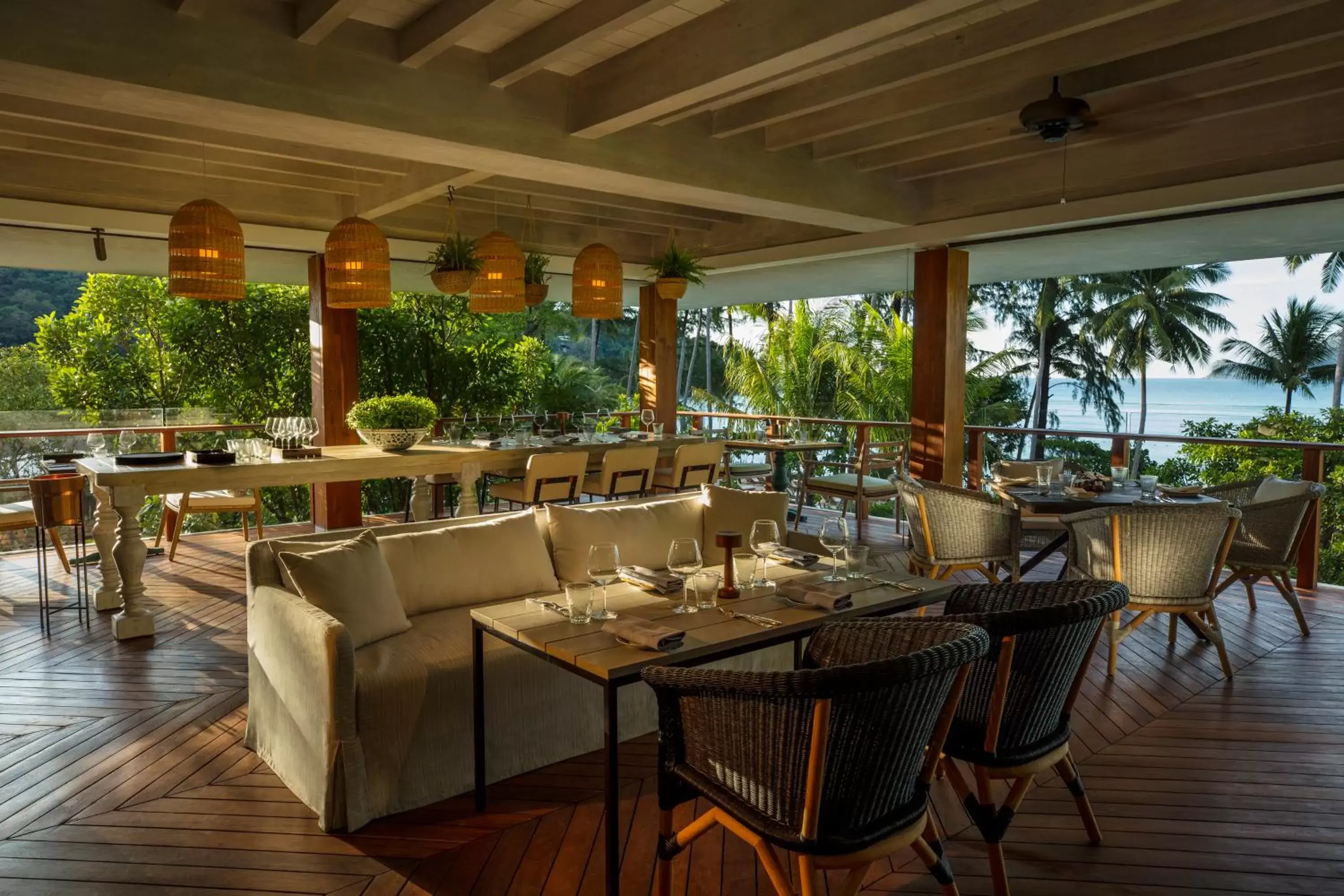 Restaurant/places to eat in Rosewood Phuket Restaurant/places to eat in Rosewood Phuket