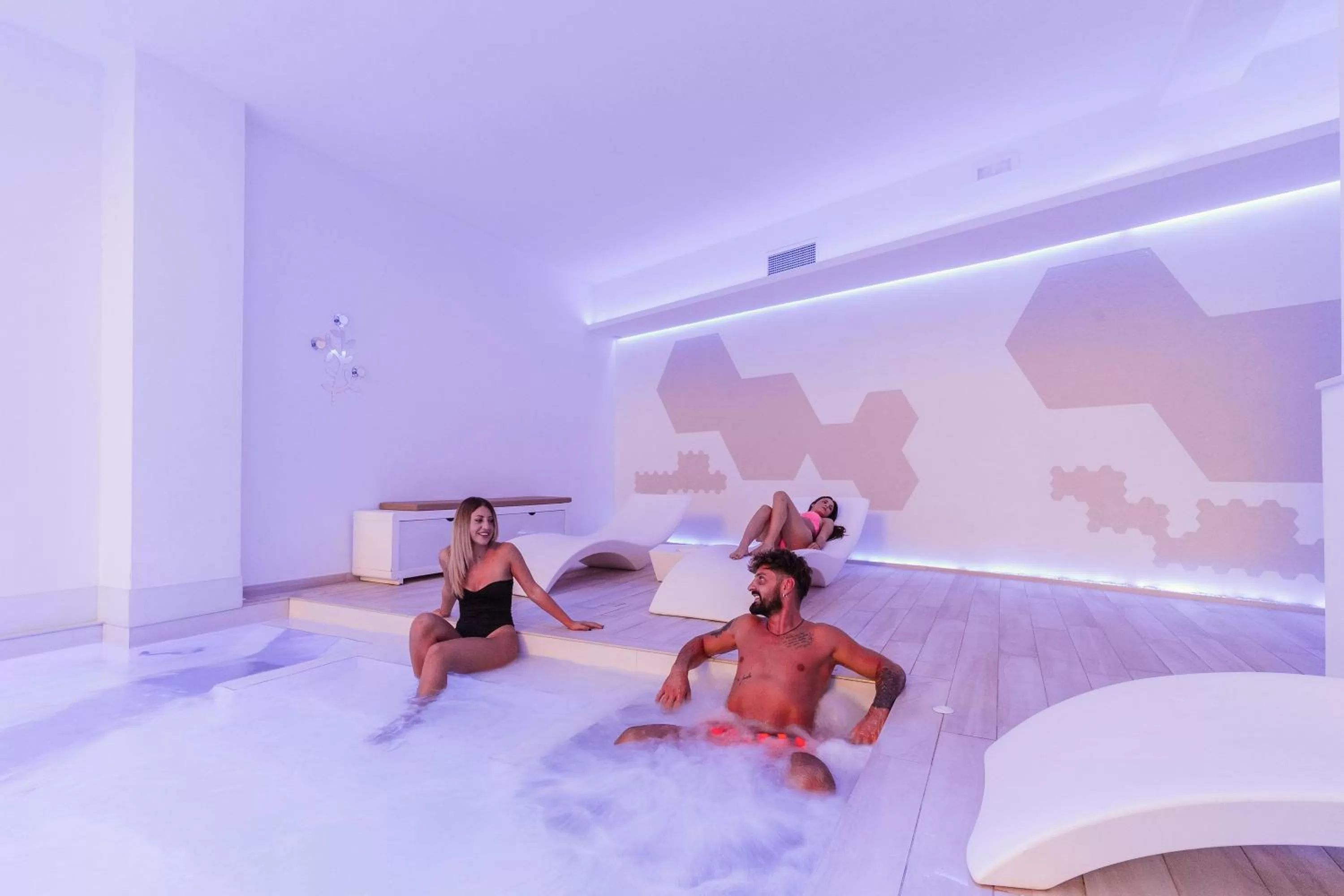 Spa and wellness centre/facilities, Bed in Victoria Palace Hotel & Zen Wellness