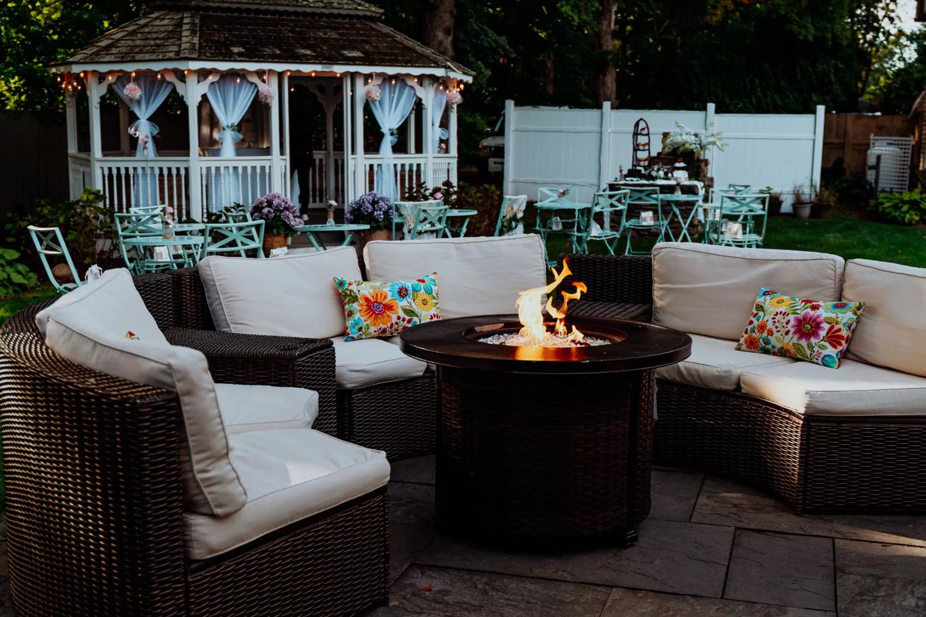 Patio in Westbrook Inn Bed and Breakfast