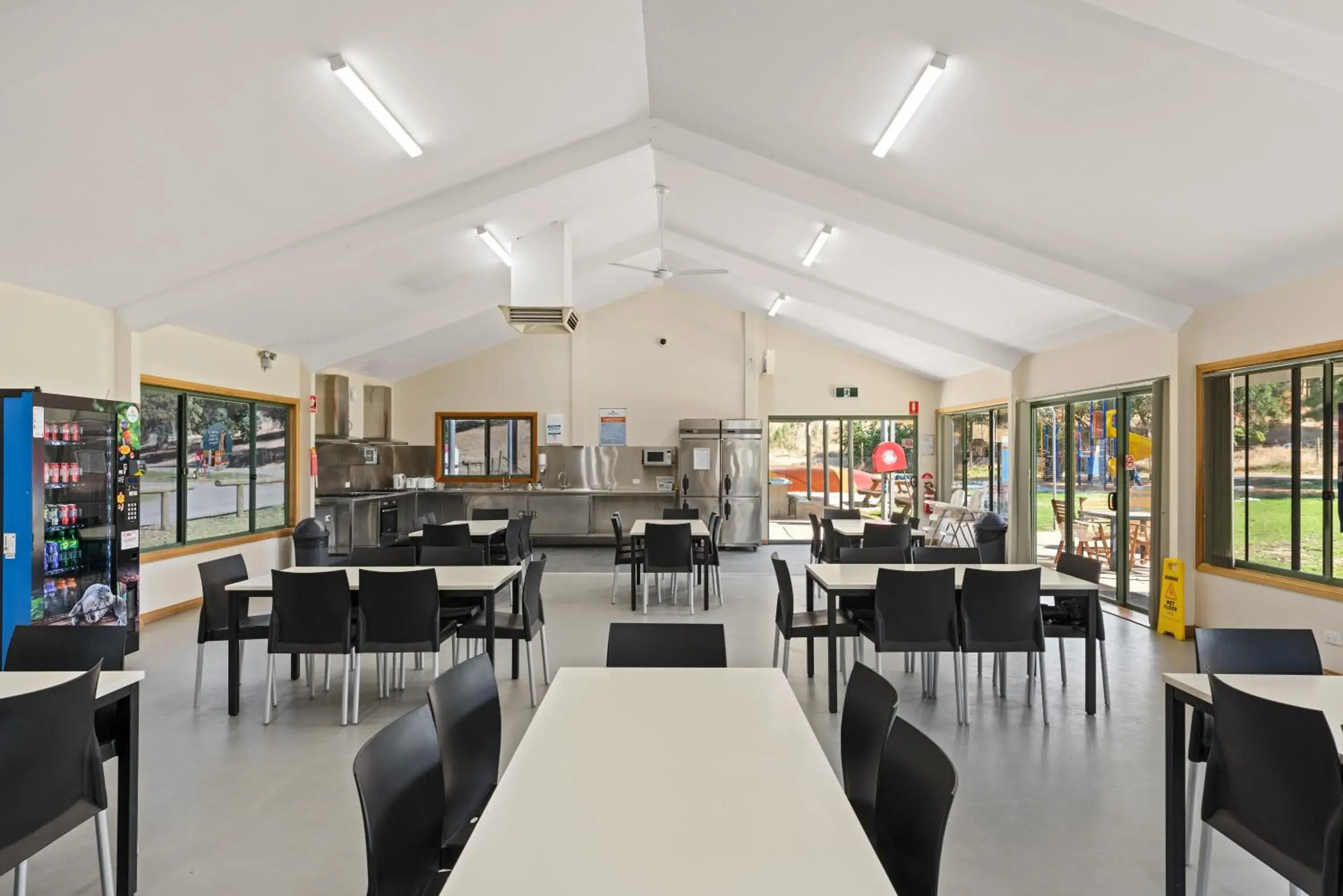 Communal kitchen in Discovery Parks - Barossa Valley Communal kitchen in Discovery Parks - Barossa Valley