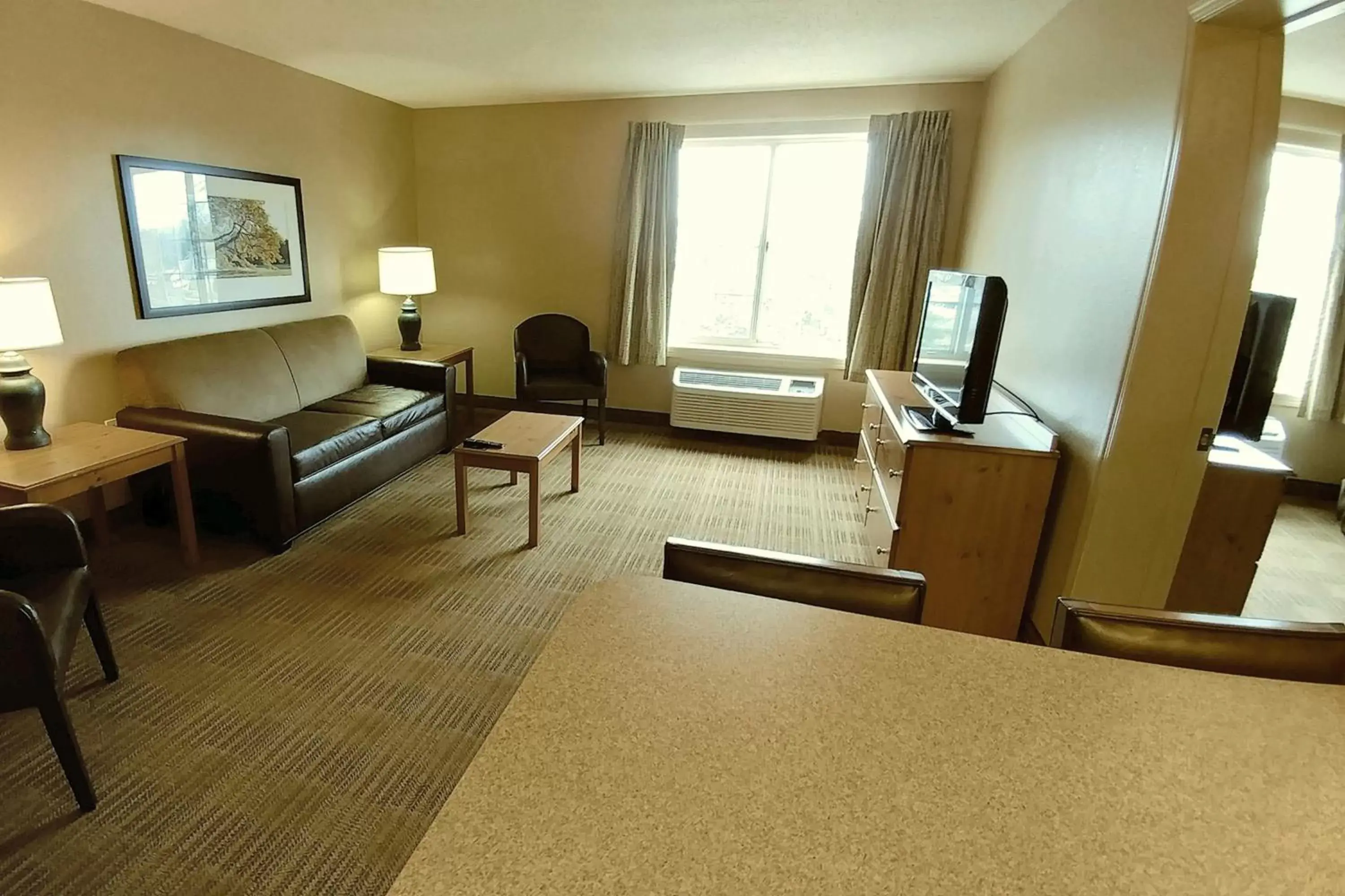 Seating Area in Extended Stay America Suites - Cleveland - Airport - North Olmsted
