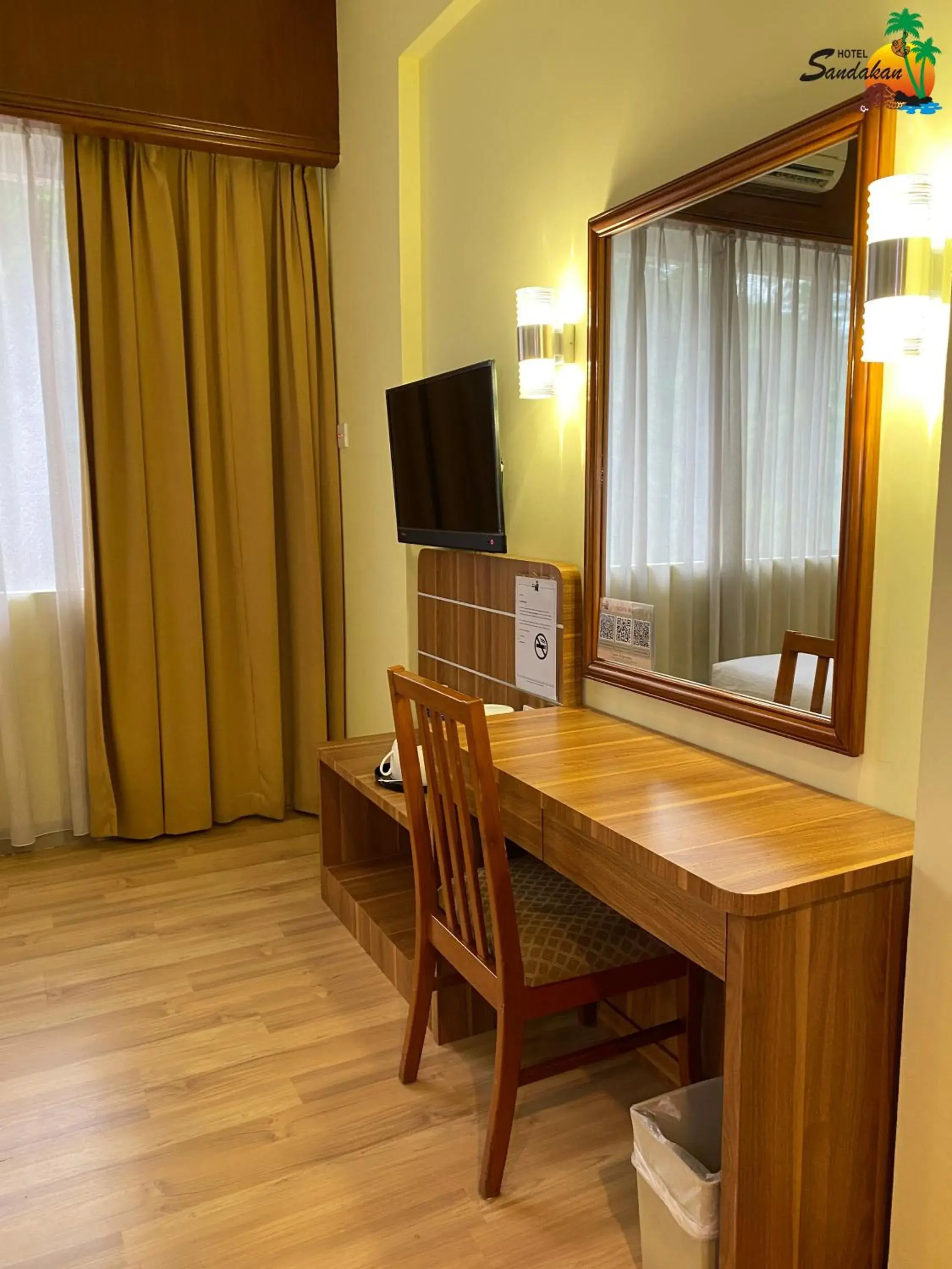 TV/Entertainment Center in Hotel Sandakan