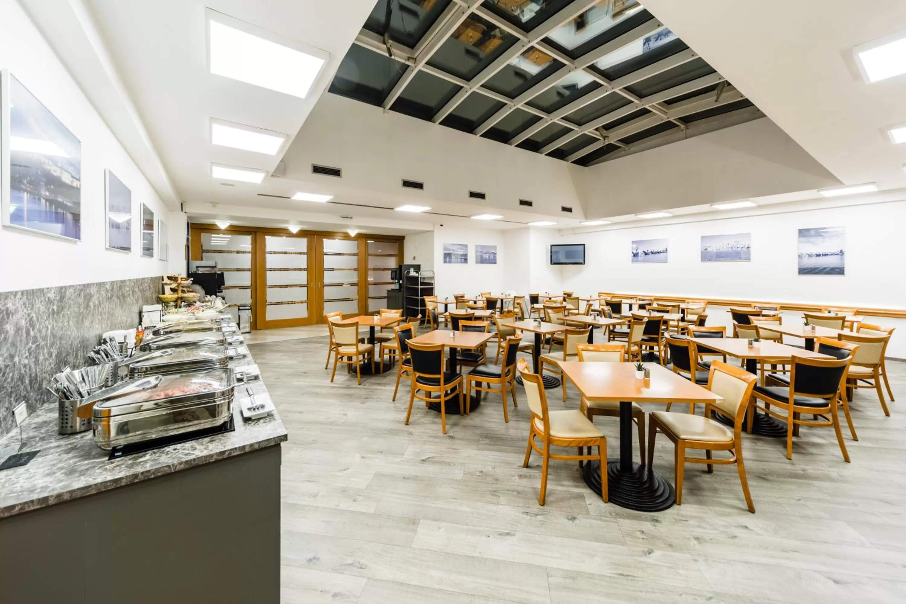 Breakfast in Archibald City