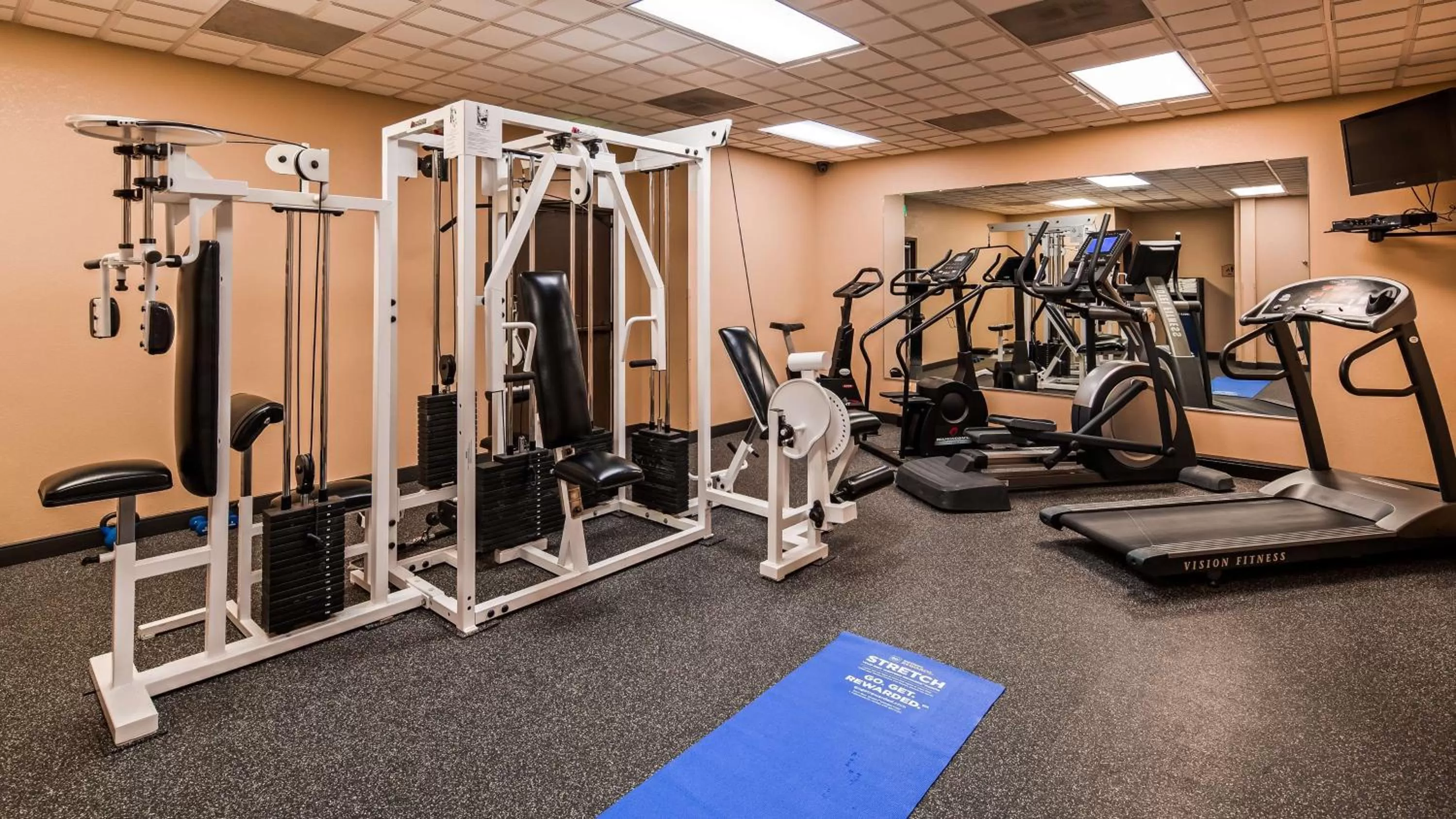 Fitness centre/facilities in Best Western Bidarka Inn