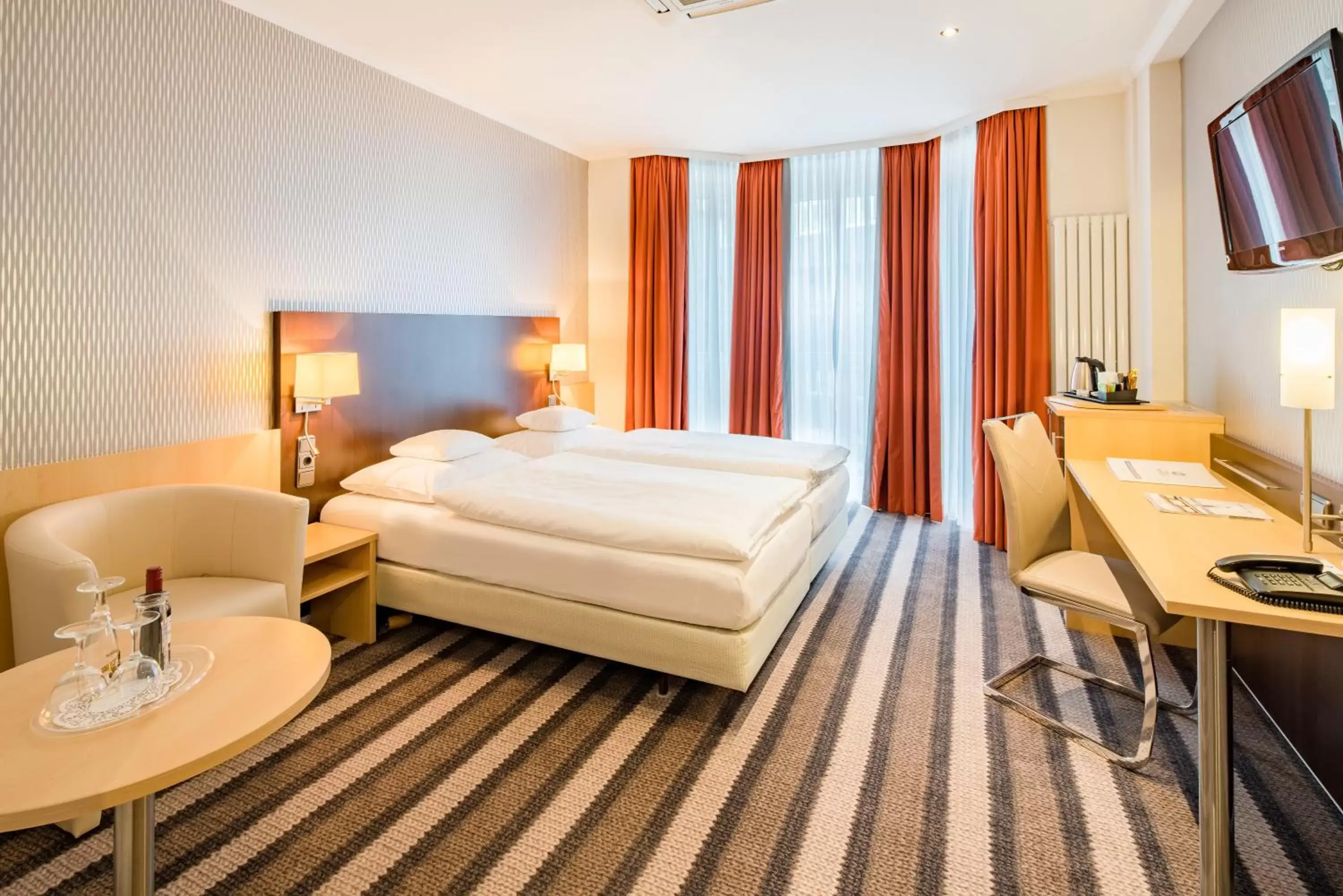 Photo of the whole room, Bed in Best Western City Hotel Braunschweig