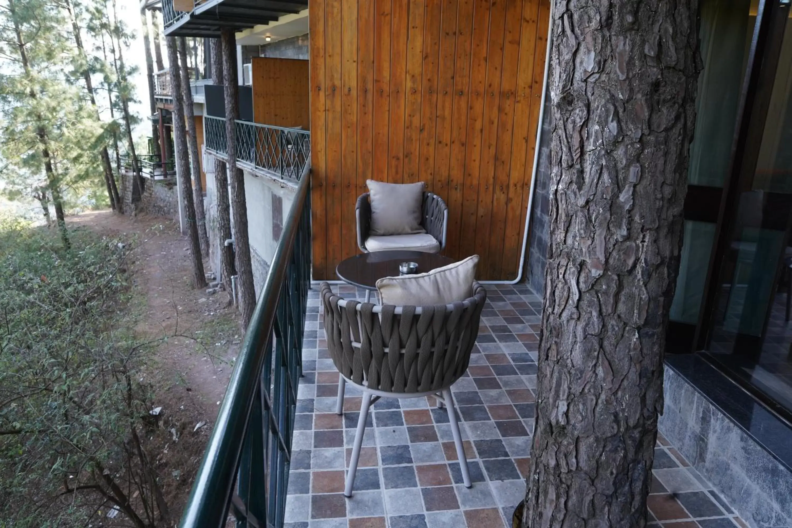 Balcony/Terrace in Kasauli Hills Resort