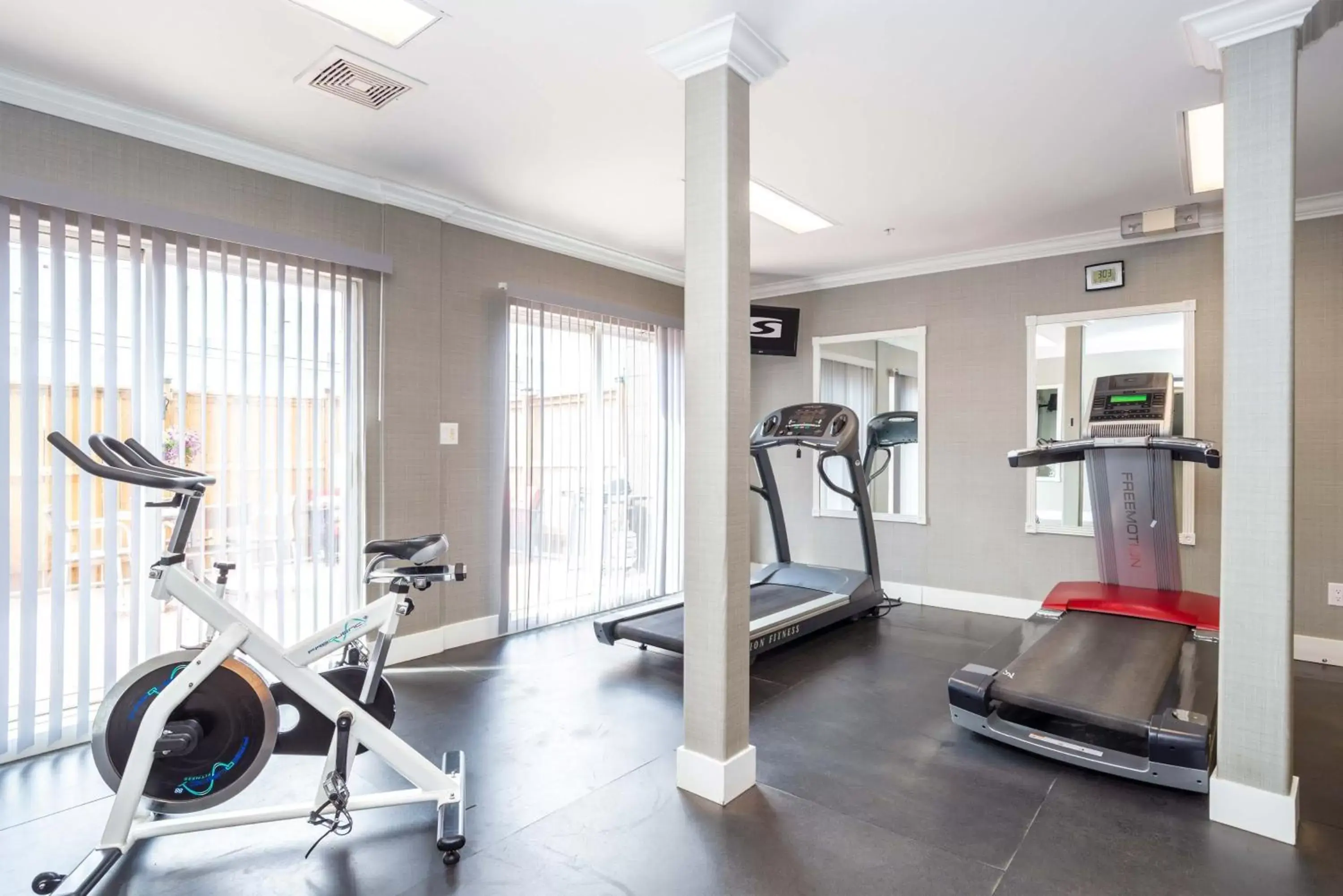 Fitness centre/facilities, Fitness Center/Facilities in Sandman Hotel Saskatoon