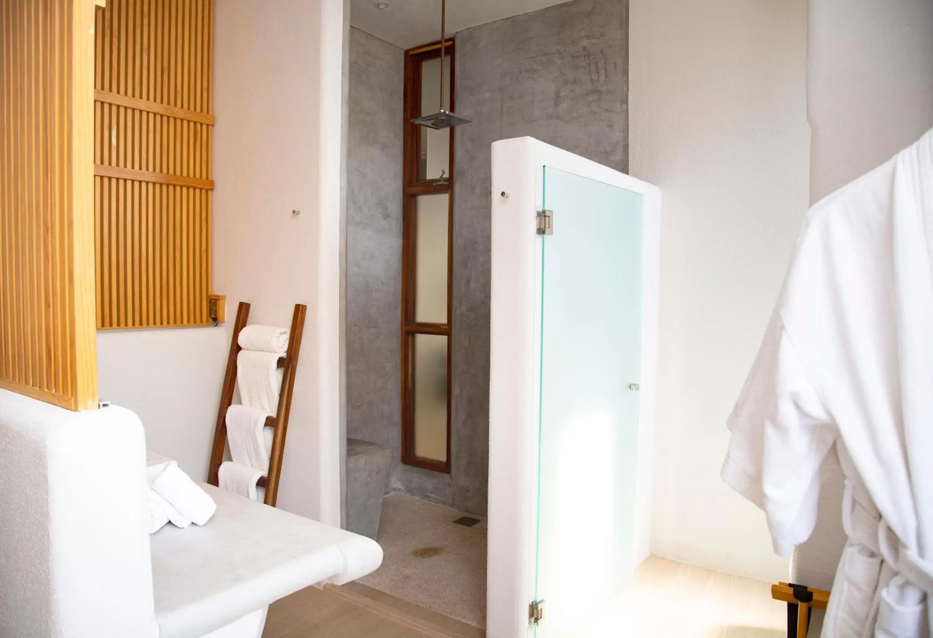 Bedroom, Bathroom in Agua de Luna Boutique Hotel