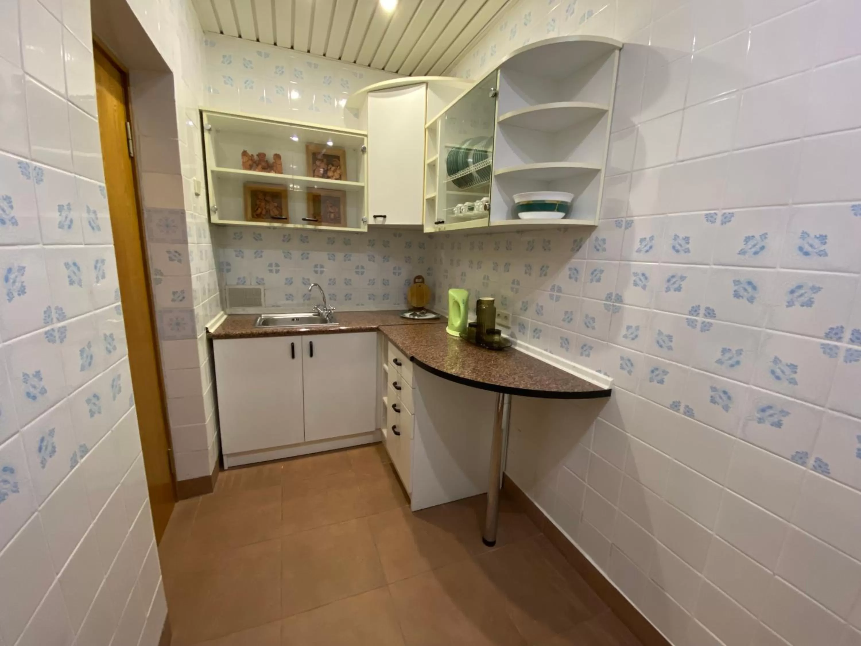 Kitchen or kitchenette in Dnipro Hotel