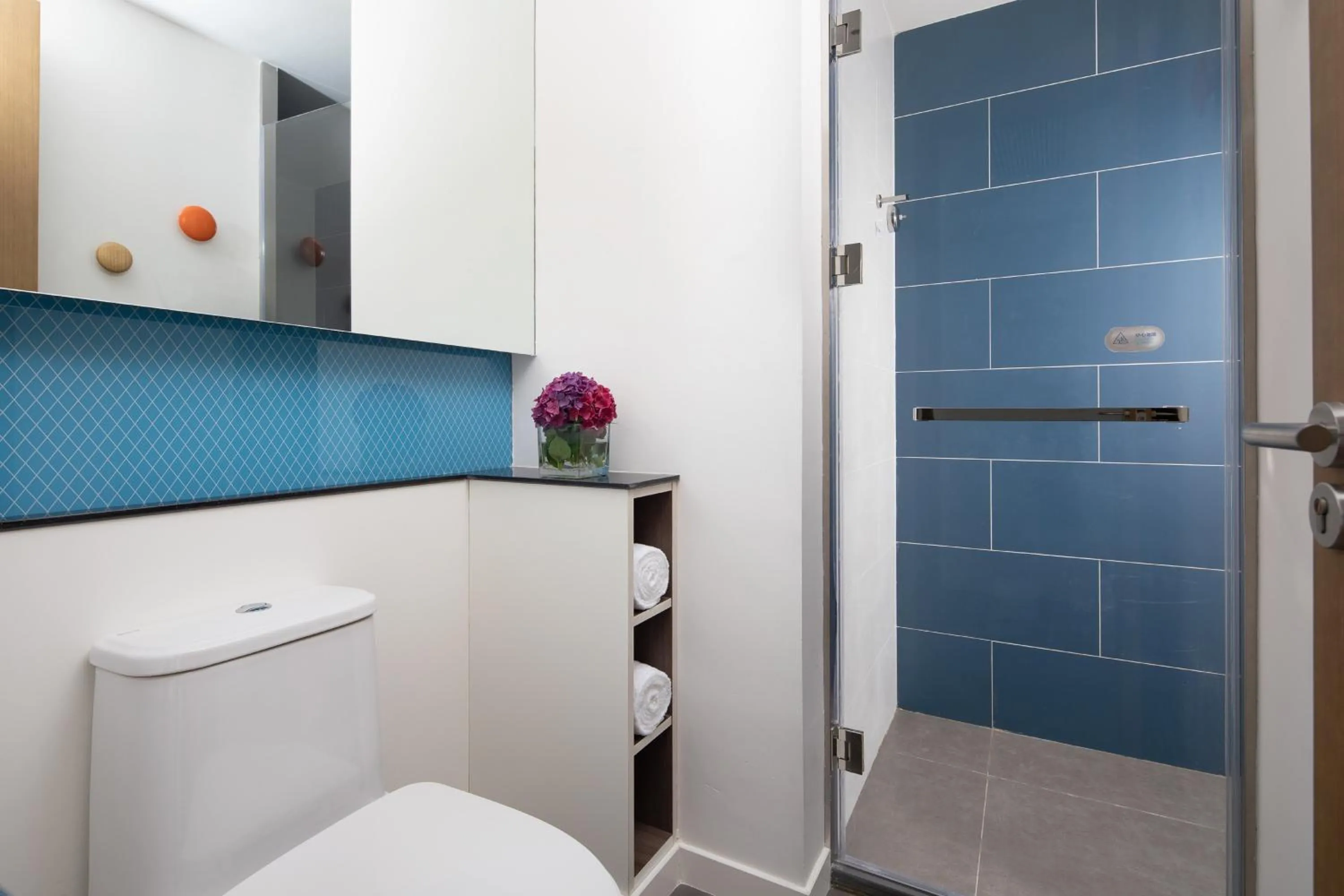 Photo of the whole room in Holiday Inn Express Chengdu Longquanyi North by IHG