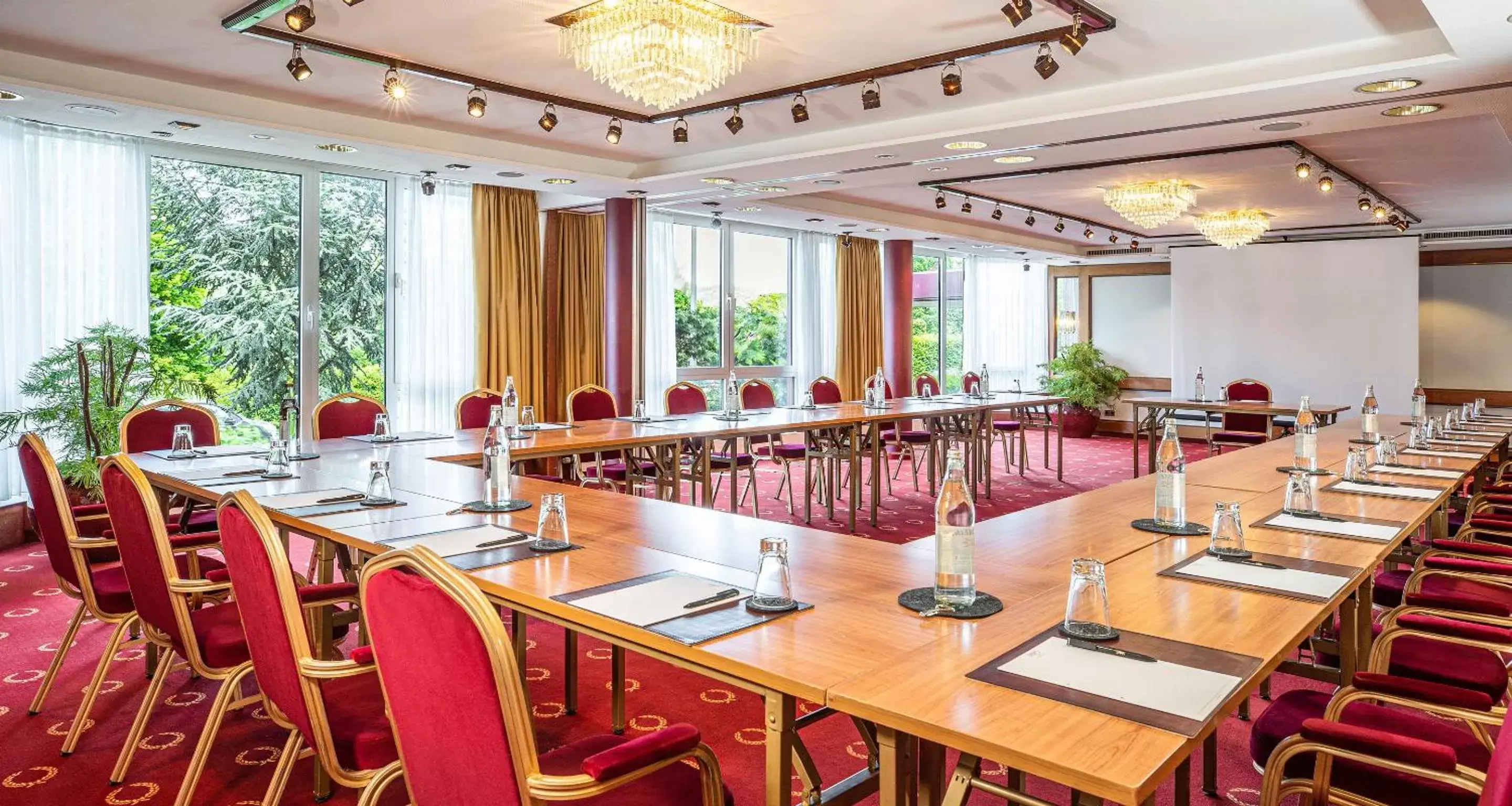 Meeting/conference room in Best Western Victor's Residenz-Hotel Rodenhof