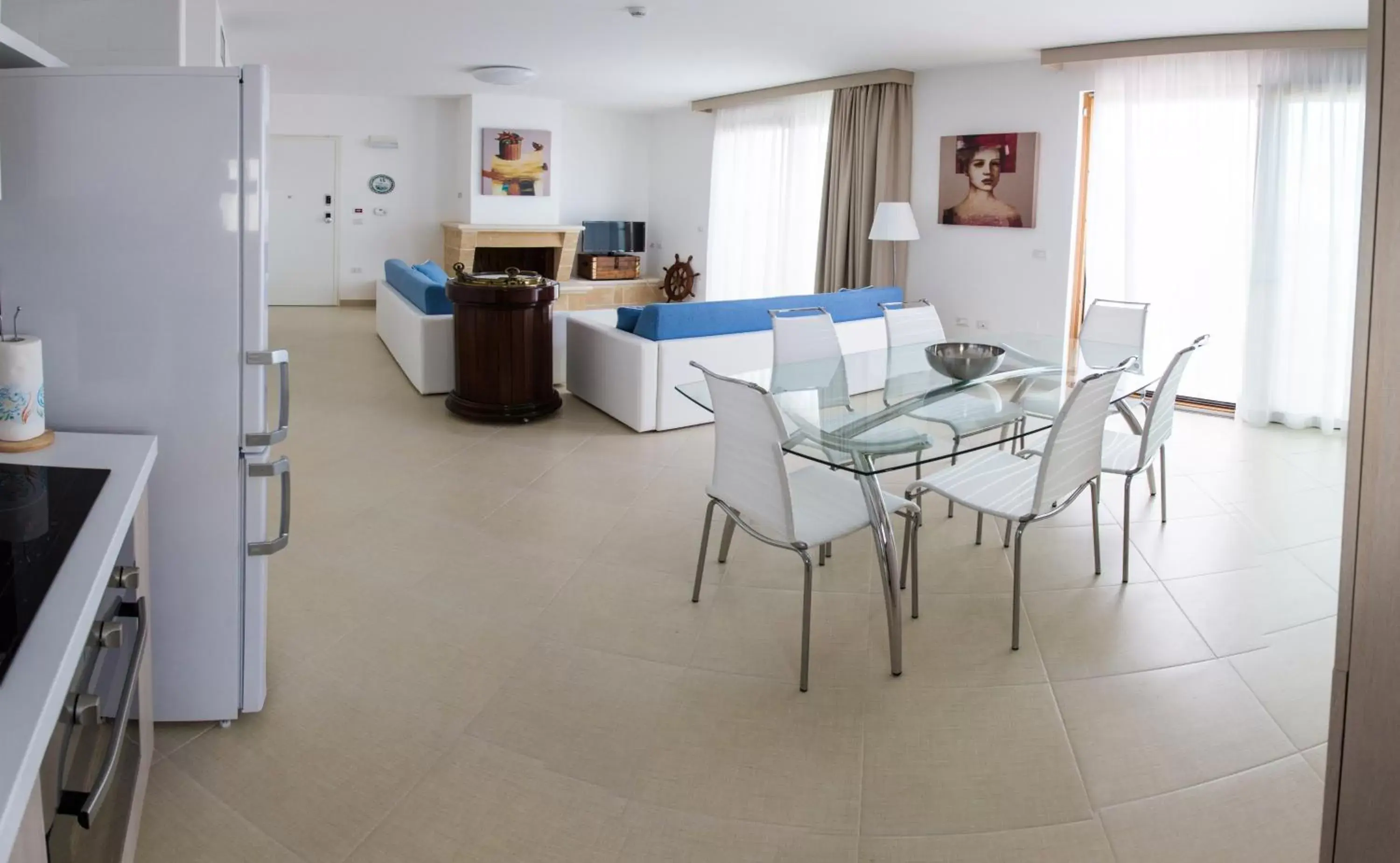 Living room, Kitchen/Kitchenette in La Corte di Leuca Residence & SPA