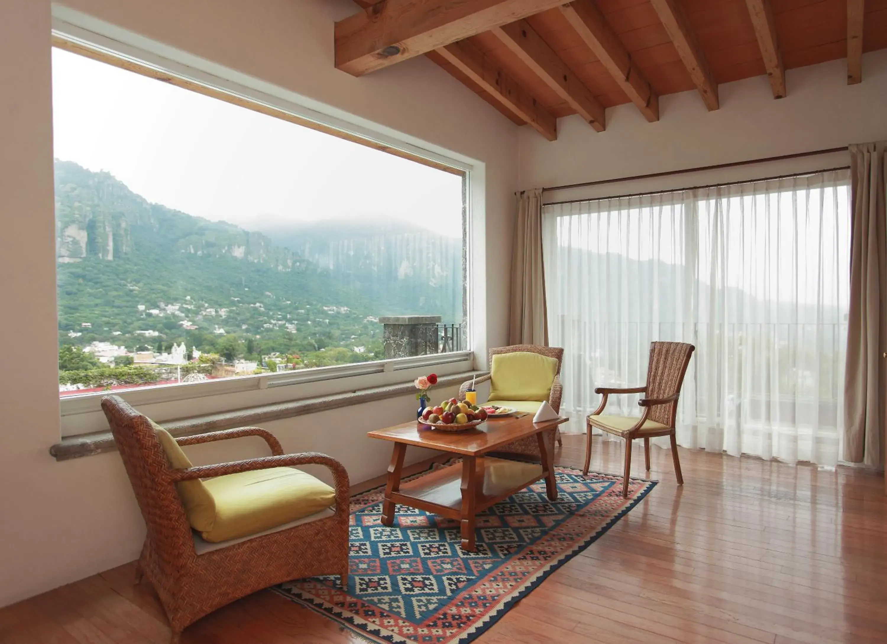 Living room in Posada del Tepozteco