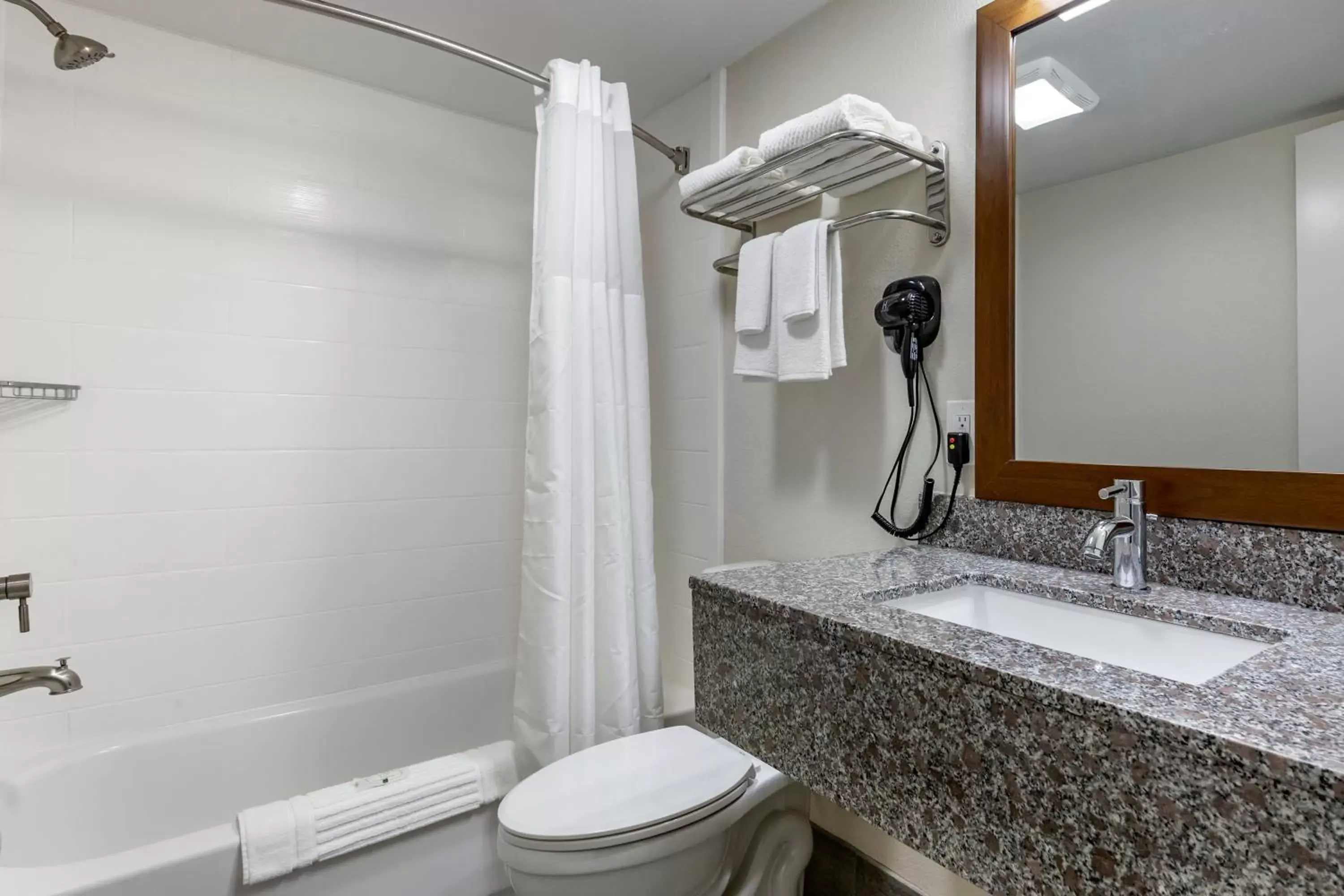 Bathroom in Quality Inn & Suites Spring Lake - Fayetteville Near Fort Liberty