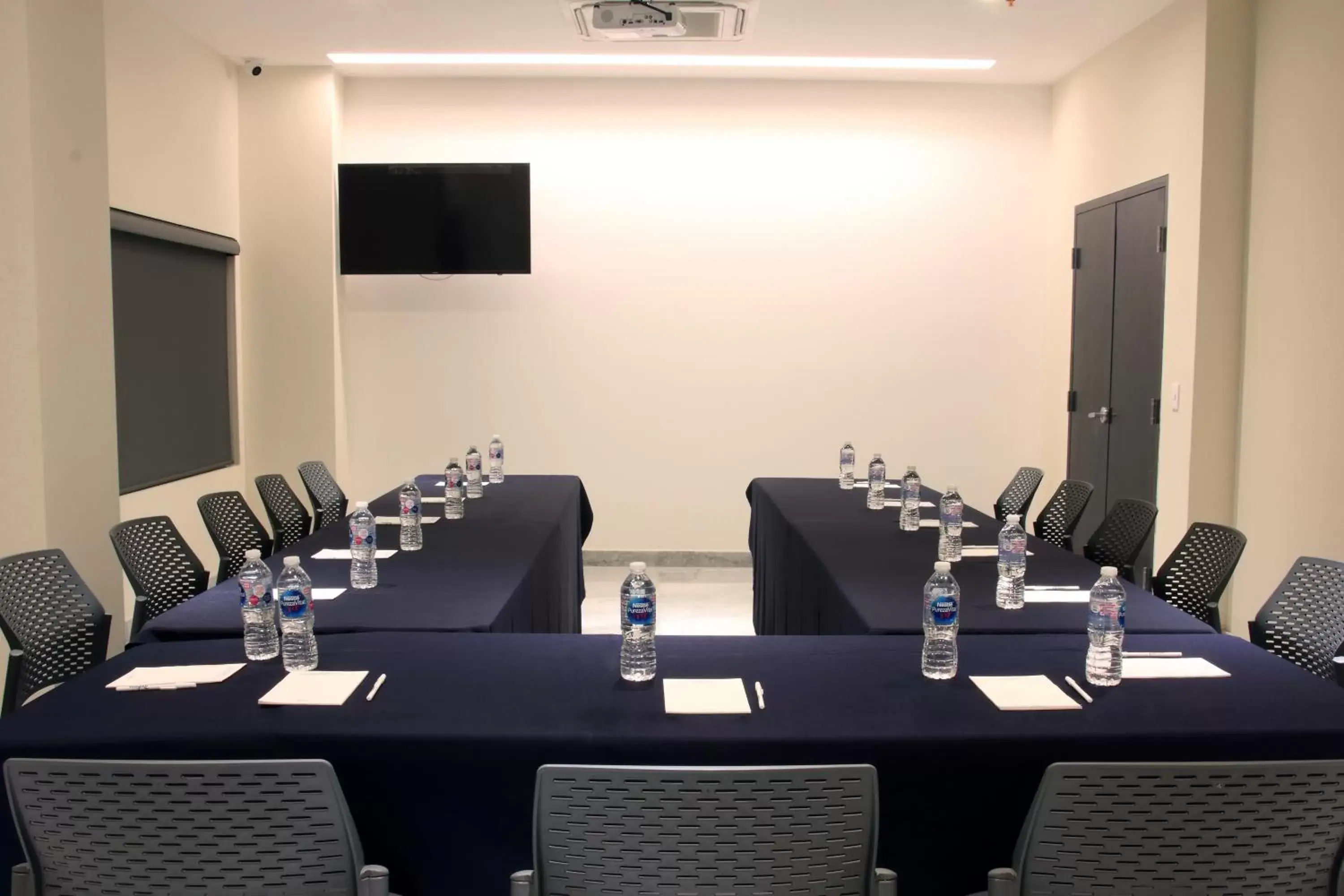 Meeting/conference room in Radisson Hotel Monterrey San Jeronimo