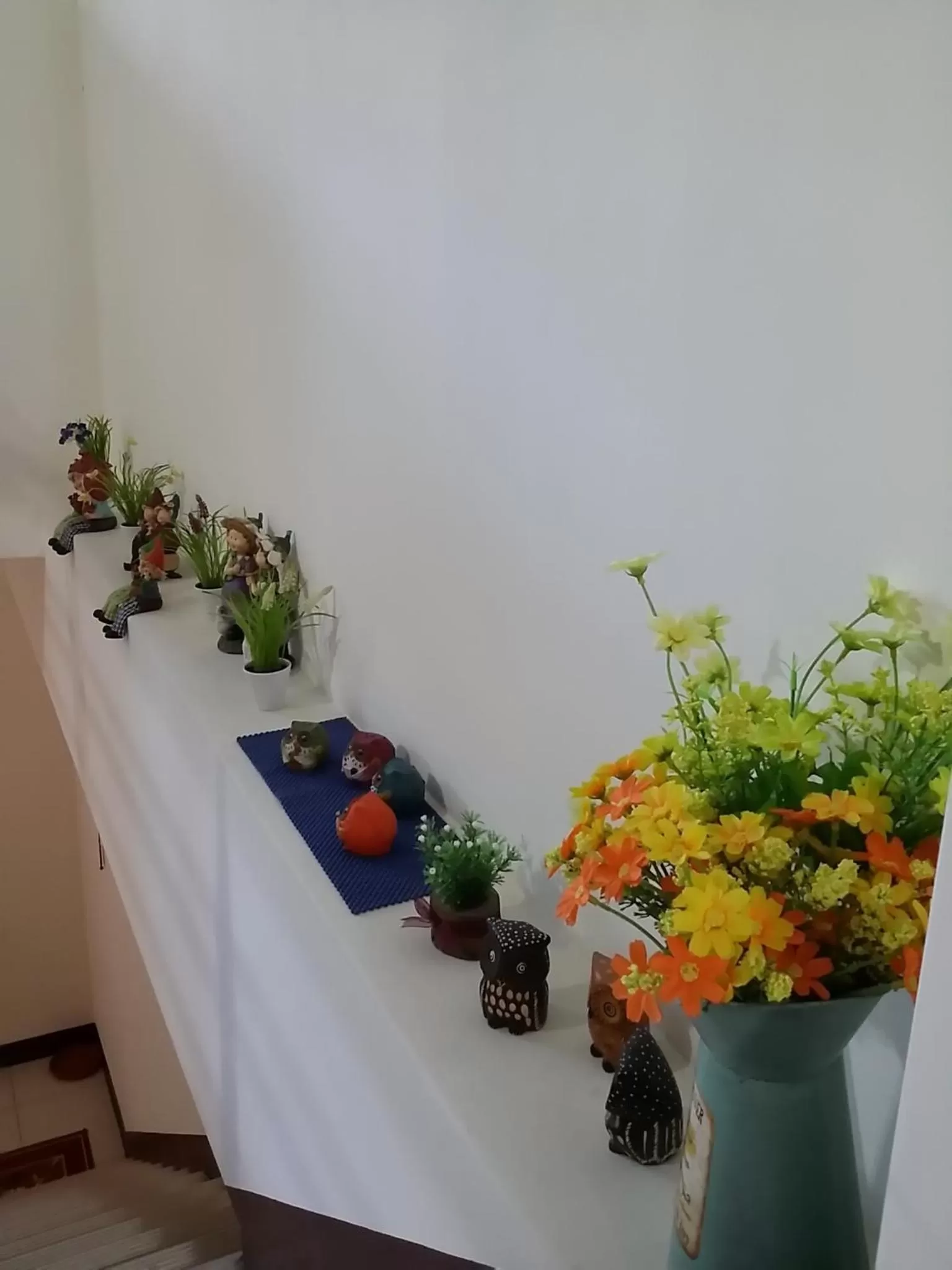 Decorative detail in Alien B&B