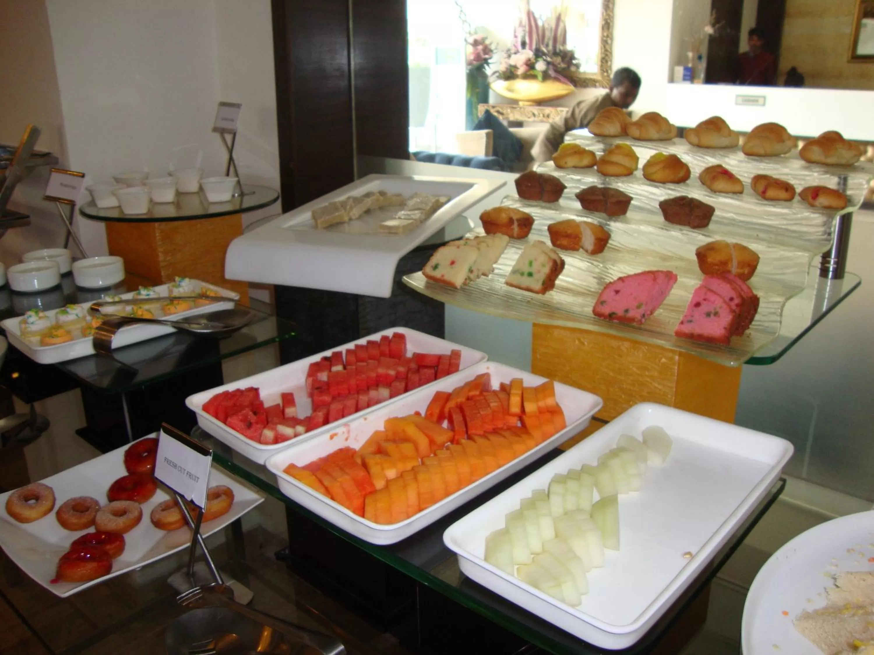 Breakfast in Best Western Maryland